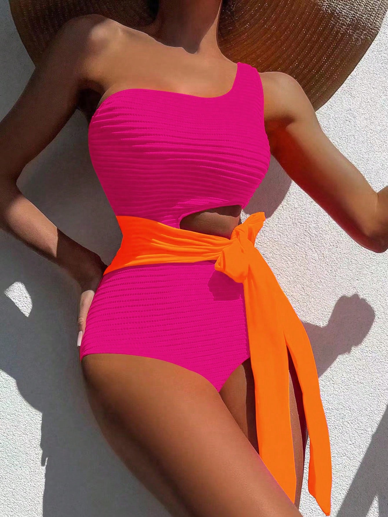SHEIN Swim Chicsea Color Block Cut Out Knot One Shoulder One Piece Swimsuit