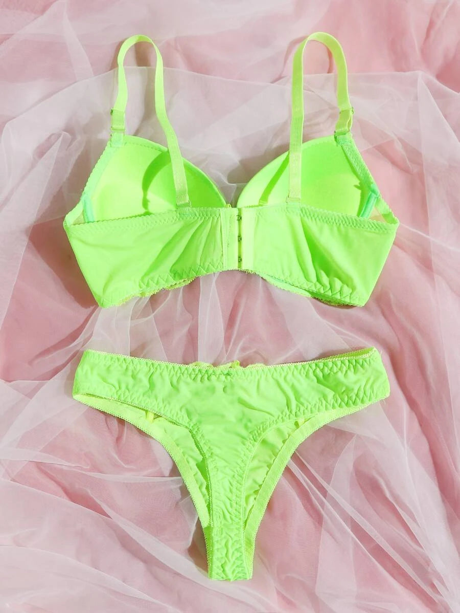 Contrast Lace Super Push Up Lingerie Set