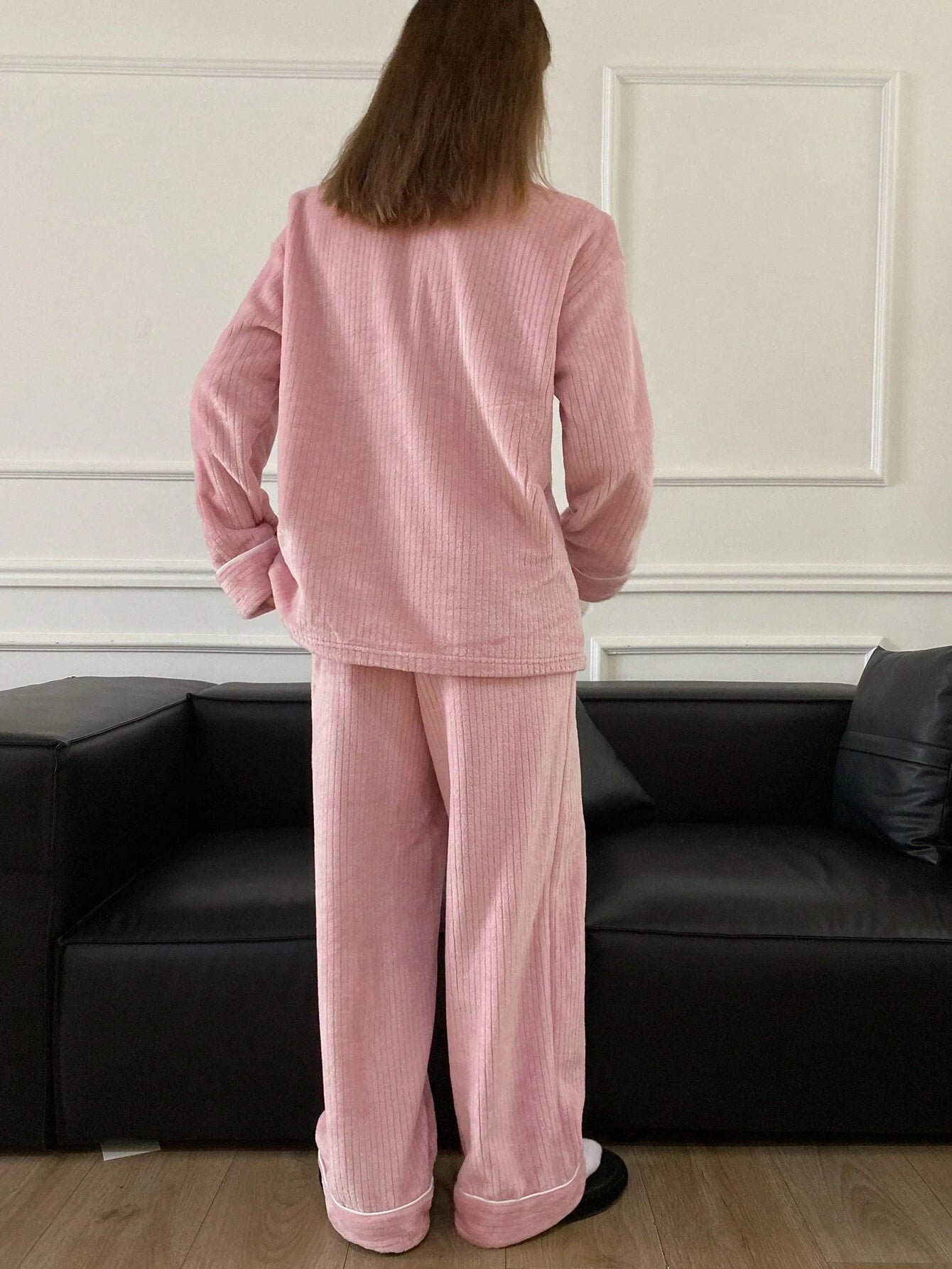 DAZY 2pcs Solid Color Button Front Pocket Minimalist Top And Flannel Thickened Minimalist Pajama Pants Set