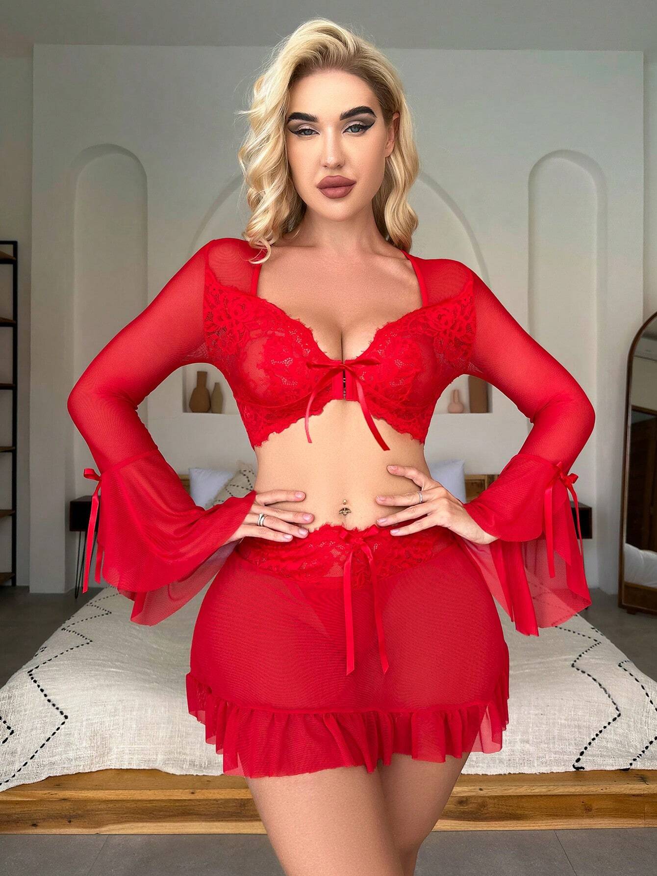 Classic Sexy 3pcs Floral Lace Ruffle Trim Lingerie Set