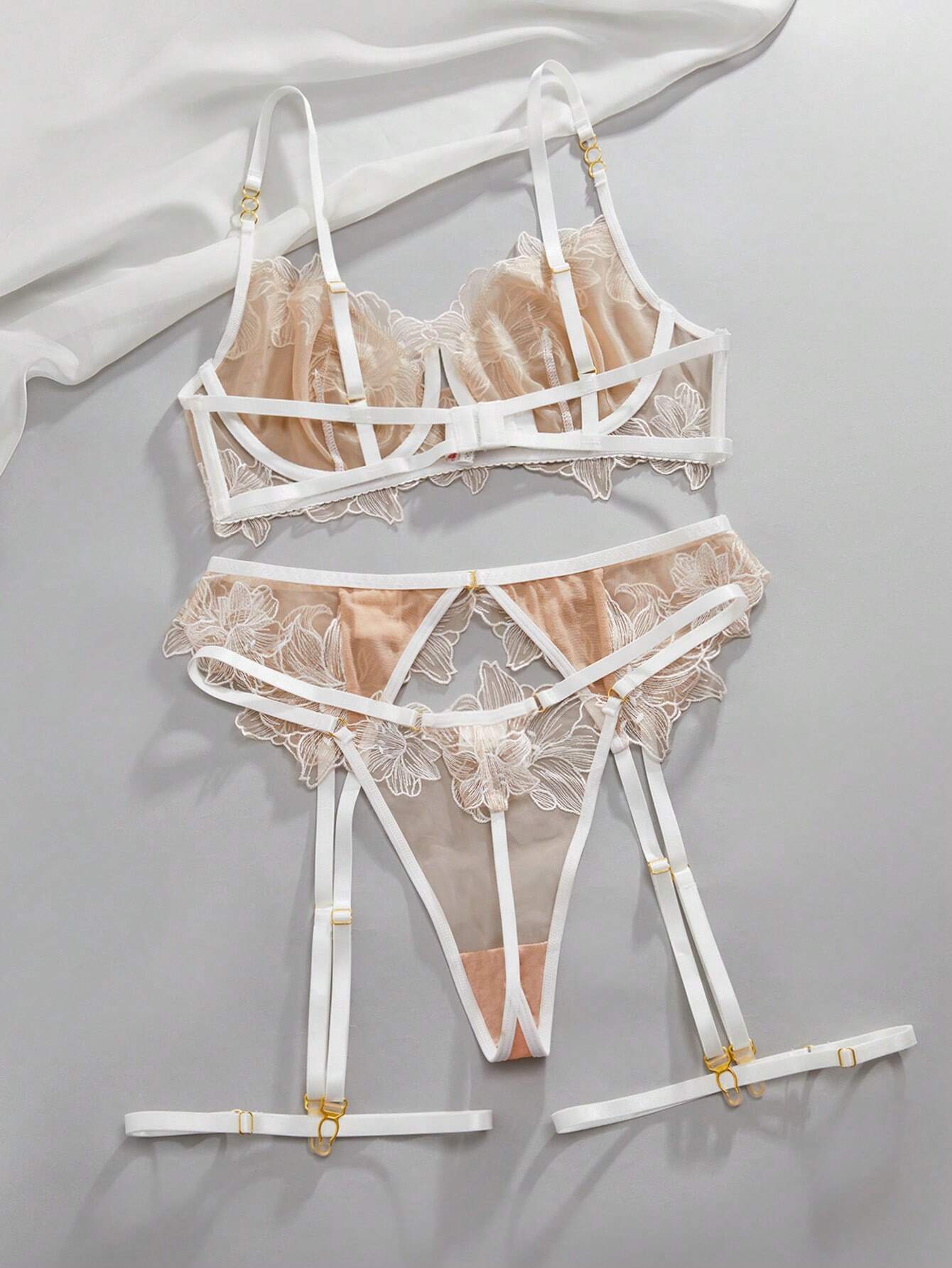 Floral Lace Underwire Garter Lingerie Set