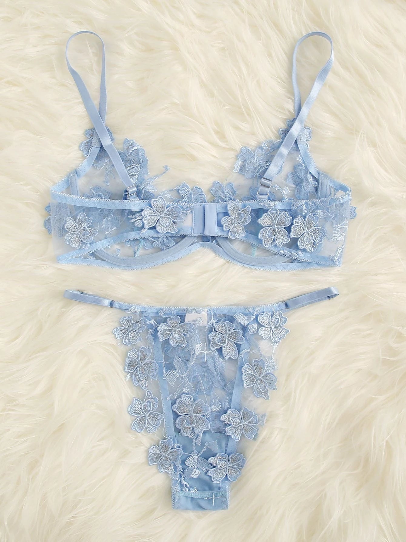 Applique Lace Underwire Bra & Panty Lingerie Set