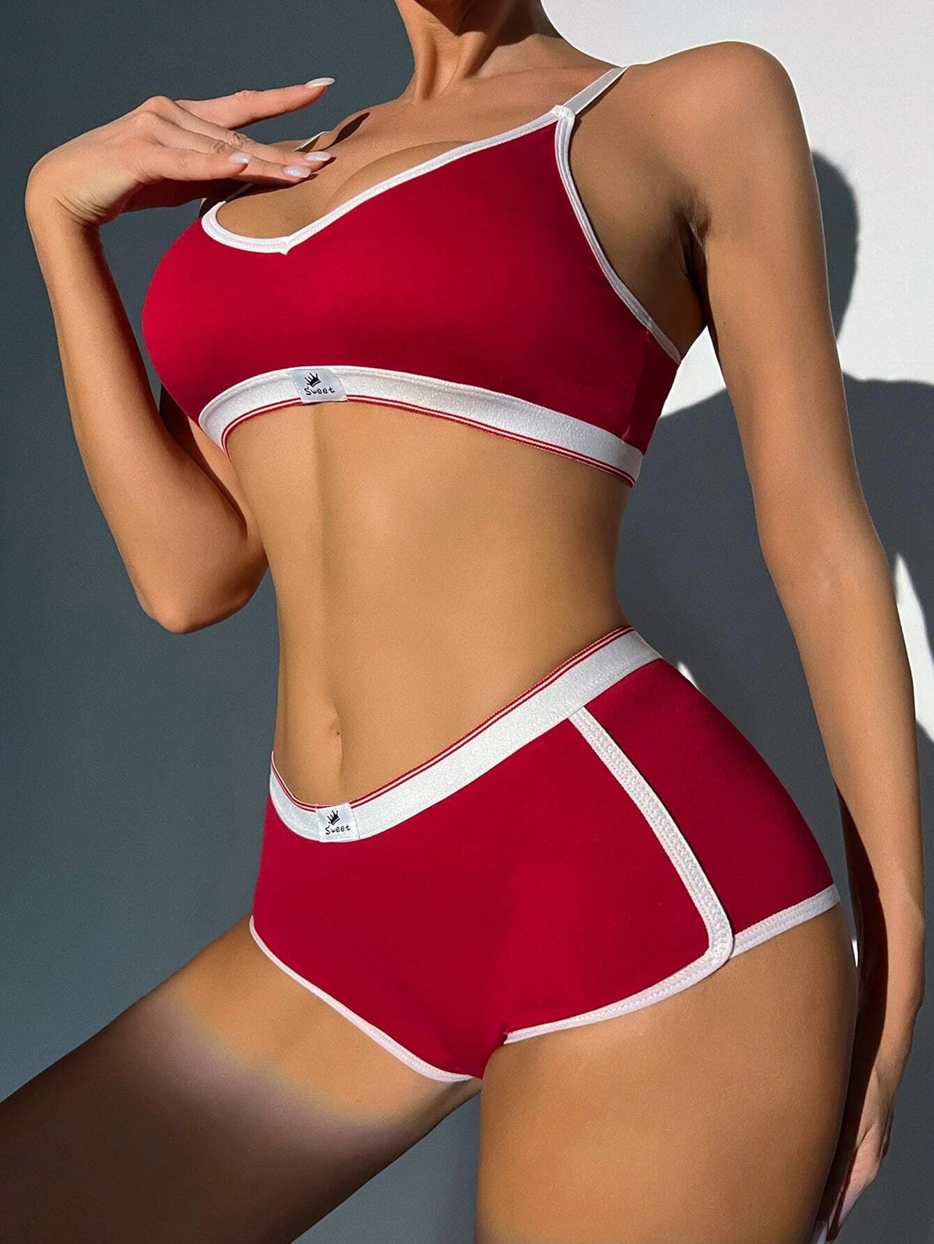 Yoga Contrast Binding Letter Patched Detail Bra & Panty Lingerie Set Sports
