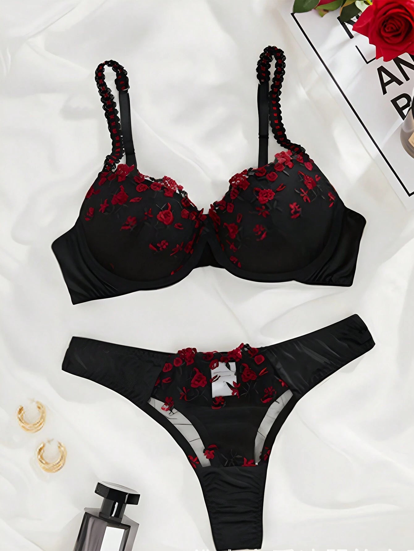 1set Women Lace Underwire Bra Set, European & American Style Sexy Lingerie Black