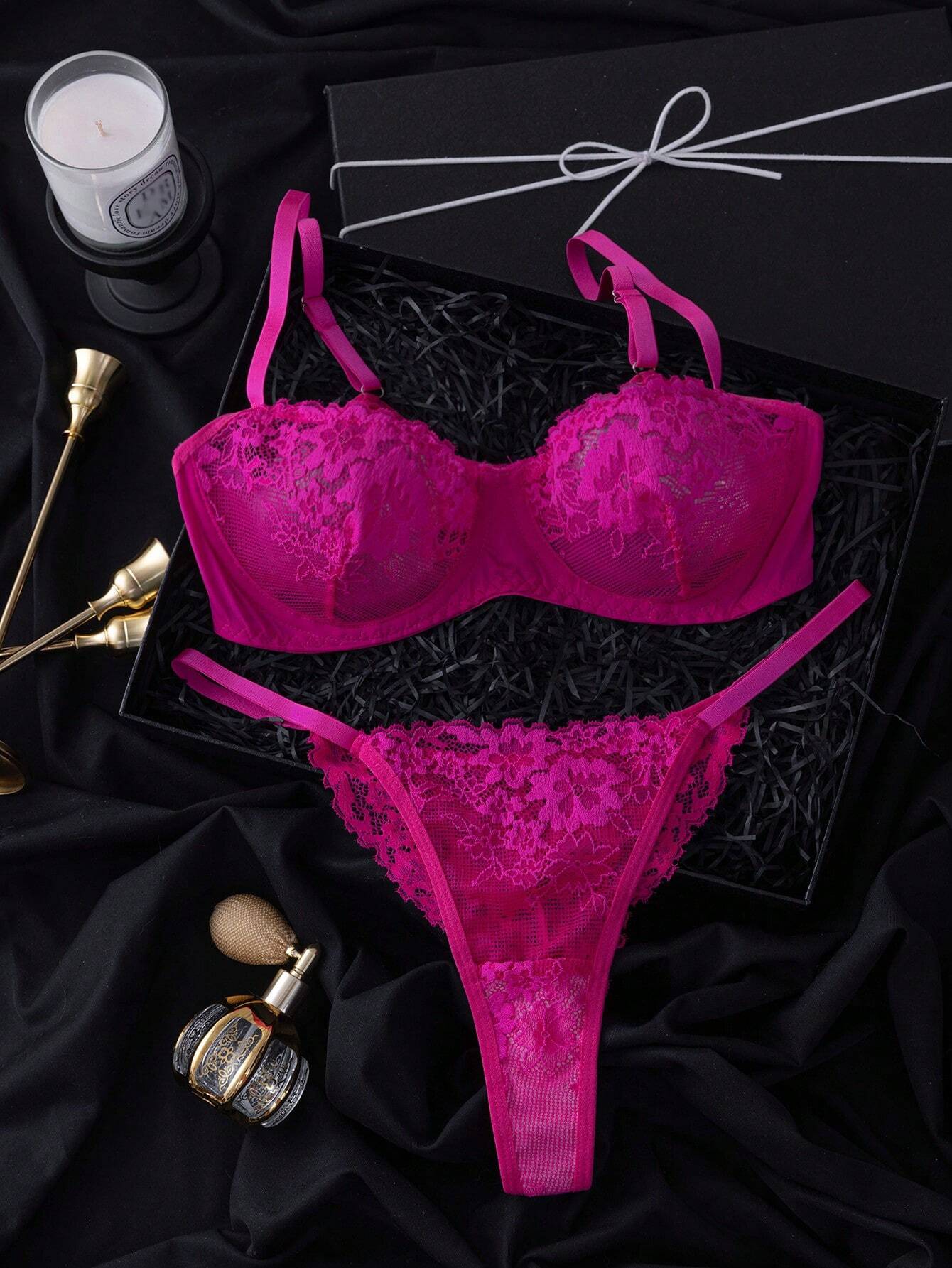 2pcs Women's Simple Lace Patchwork Spaghetti Strap Casual Underwear Set Hot Pink