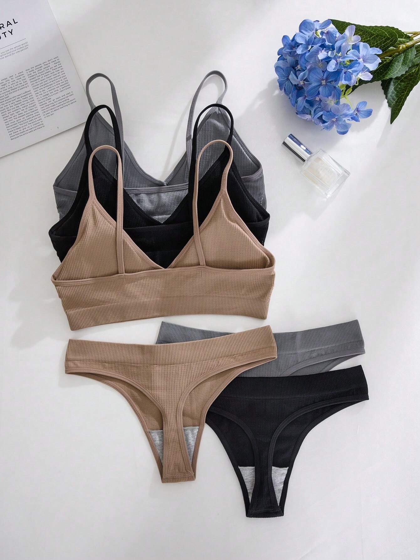 Women's Leisure Series Seamless Wire-Free Underwear Thong Set