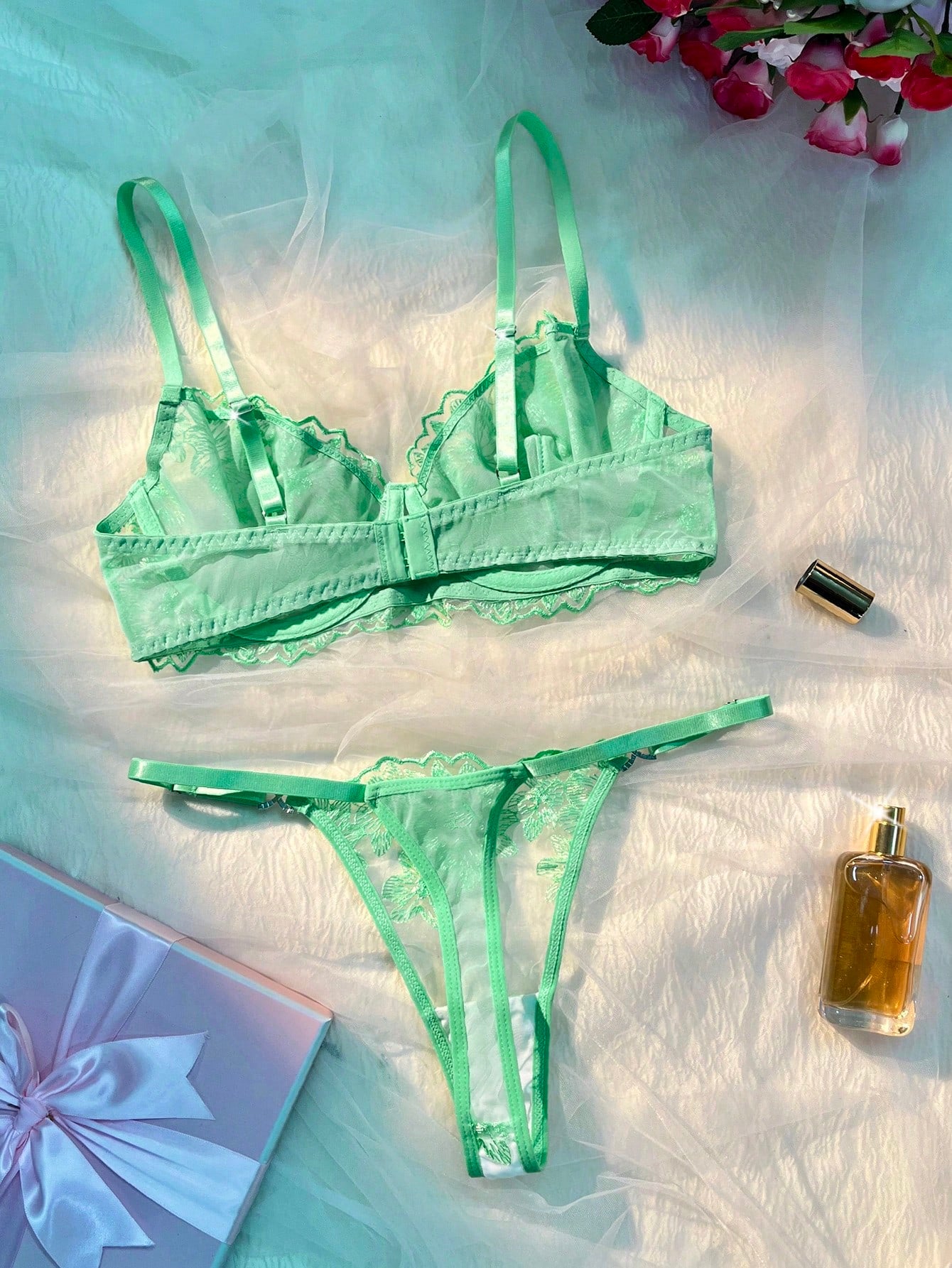 2pcs Vintage Lady Sexy Bra & Thong Lingerie Set