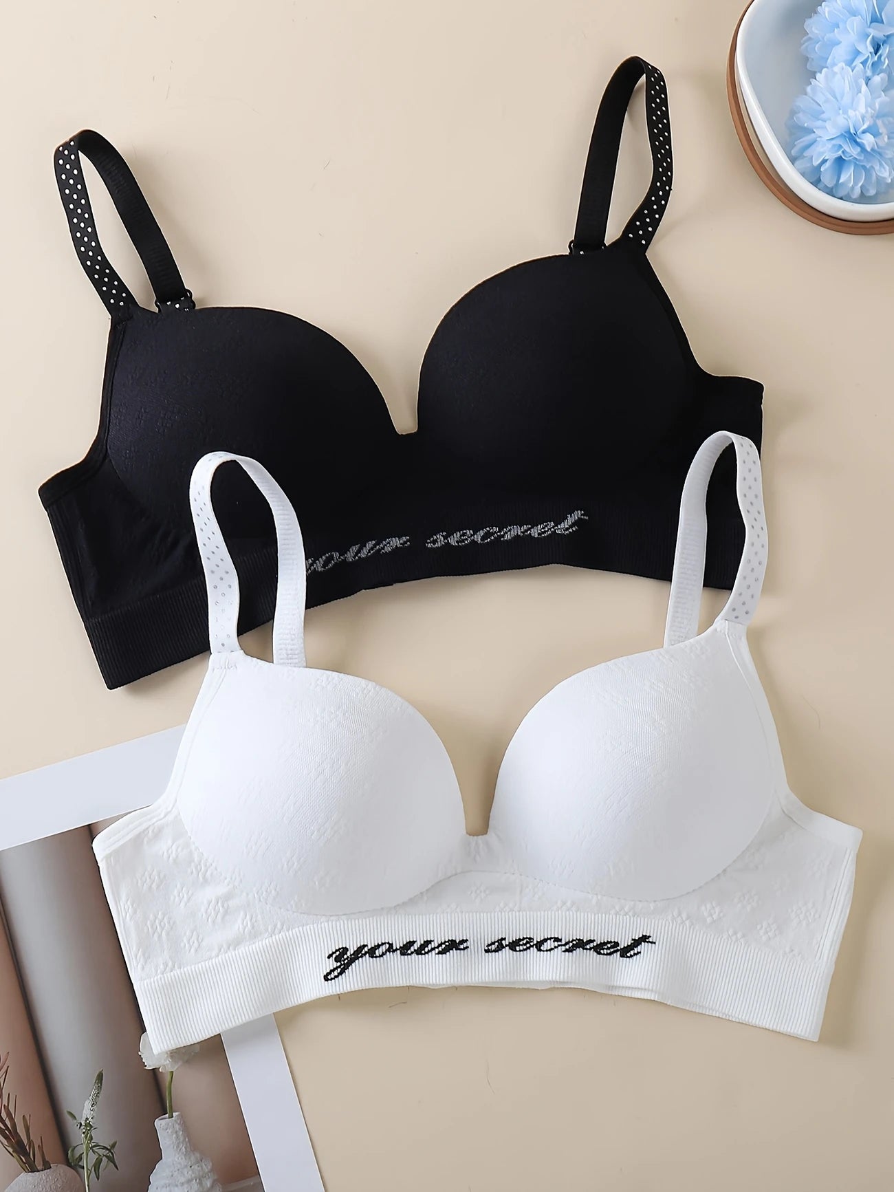 2pcs Elegant Push-Up Bralettes Black & White
