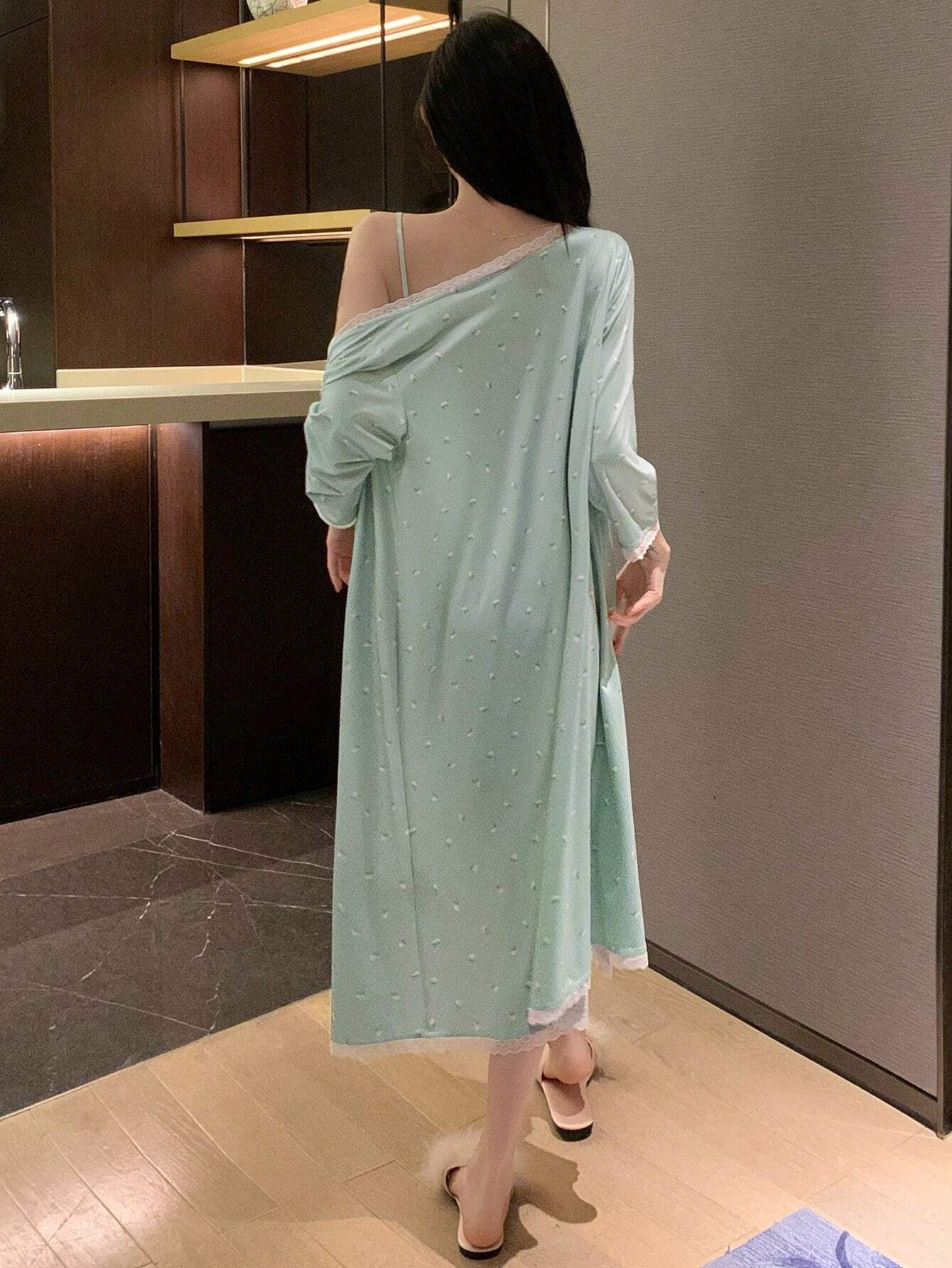 DAZY Women's Contrast Floral Lace Dress And Robe Set For Sleepwear