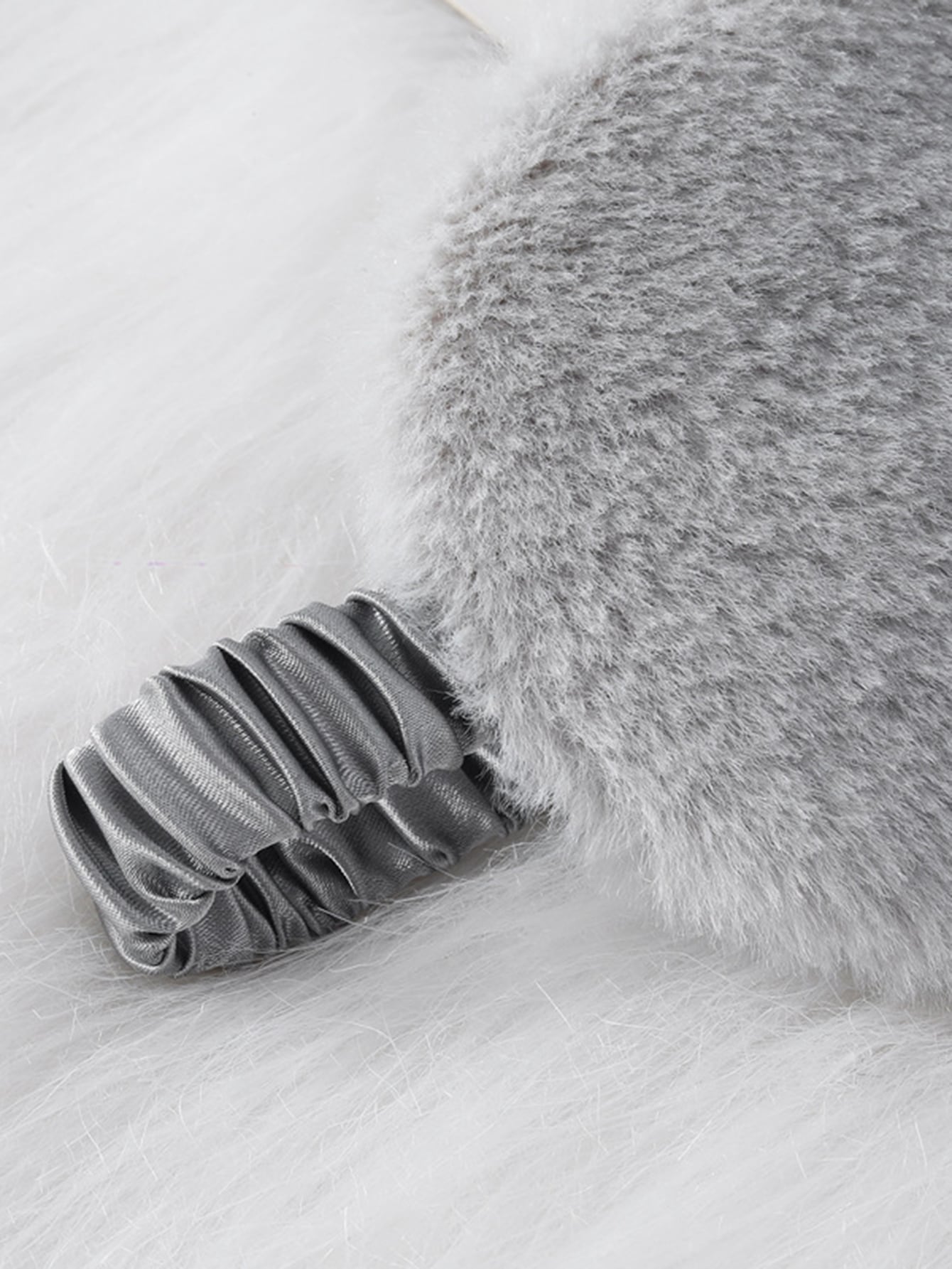 1pc Solid Color Fuzzy Eye Cover, Black Plush Warm Eyeshade For Sleeping