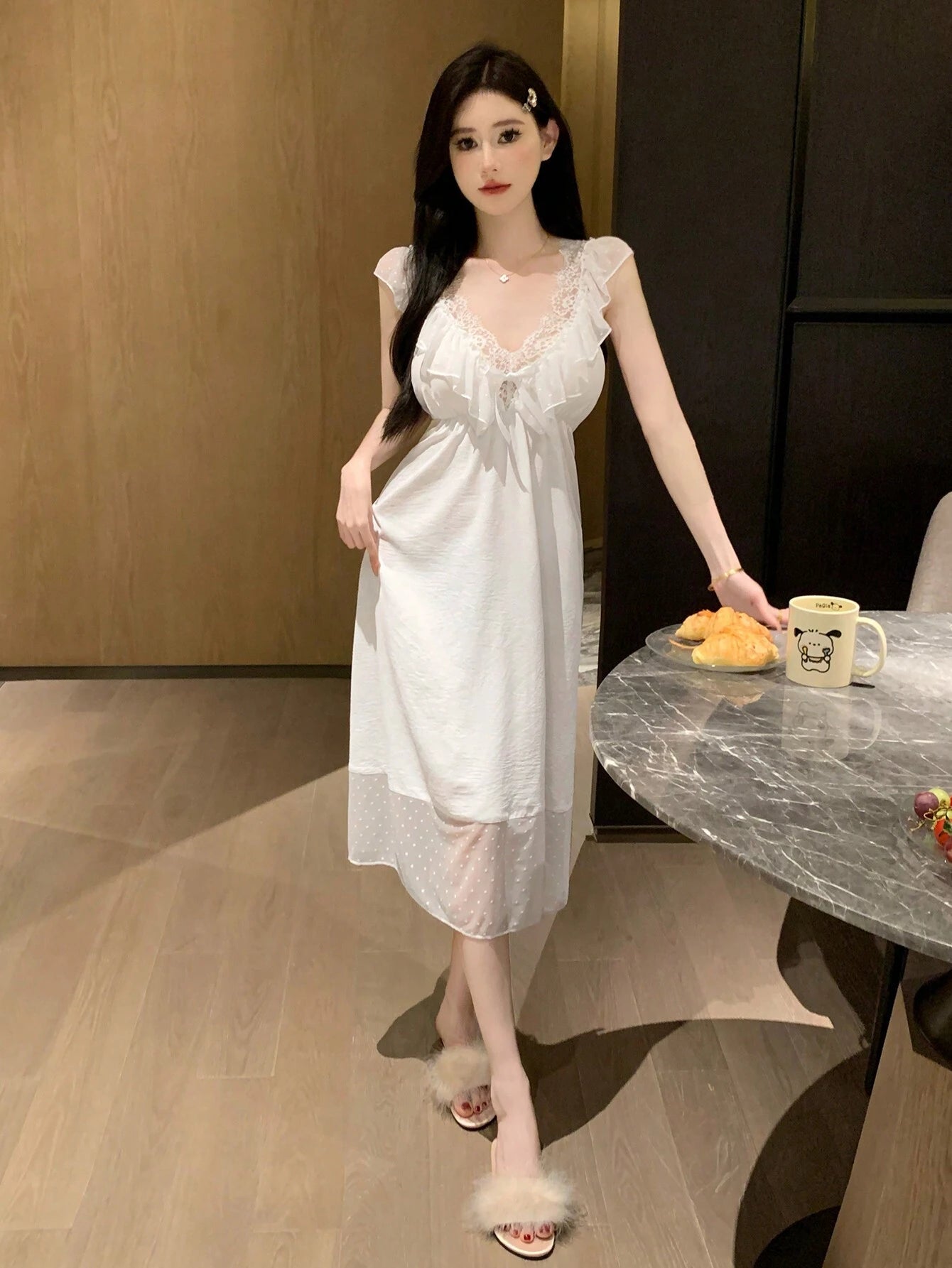 DAZY Women's Romantic Mesh Lace Patchwork Ruffle Backless Nightgown White