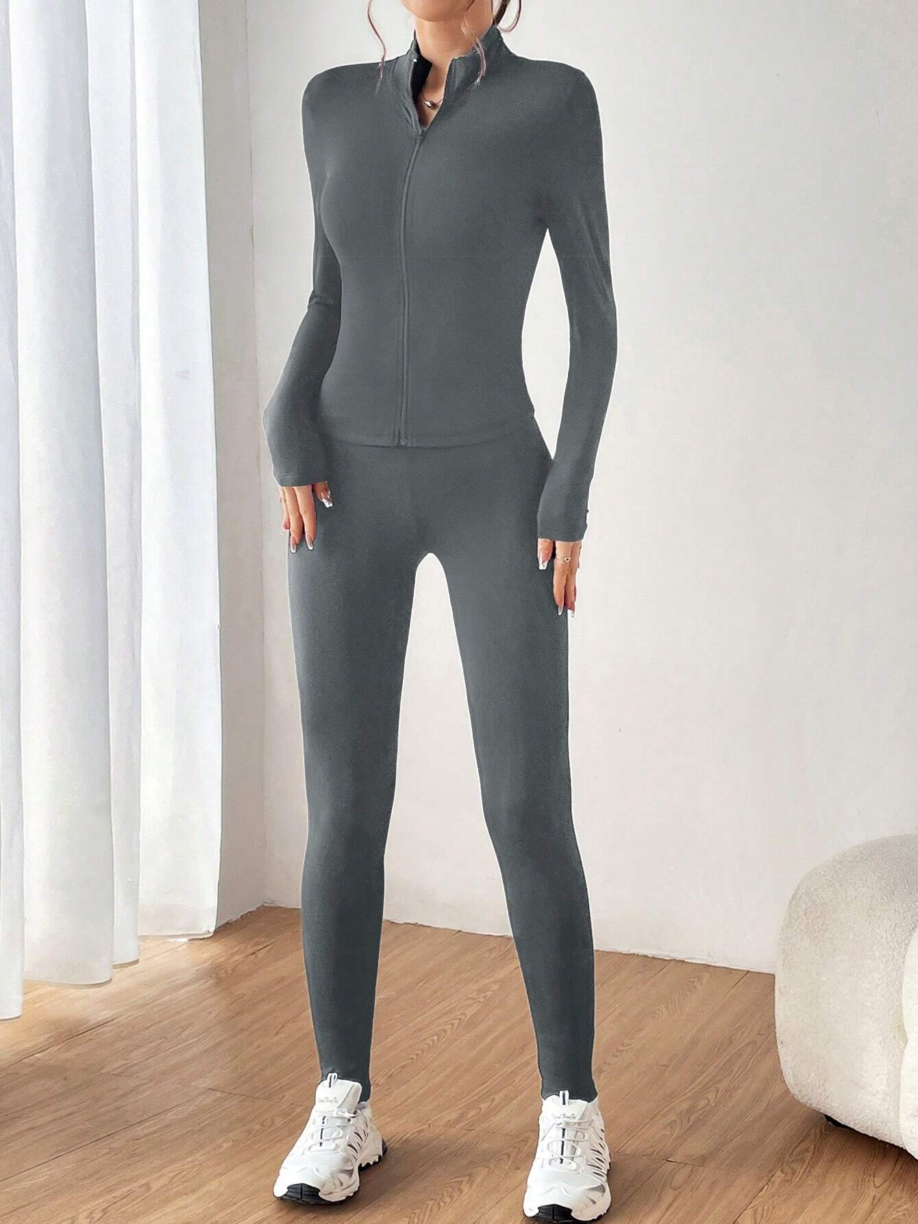 EZwear Black Two Piece Set Sportswear Zip Up Jacket &amp; Leggings