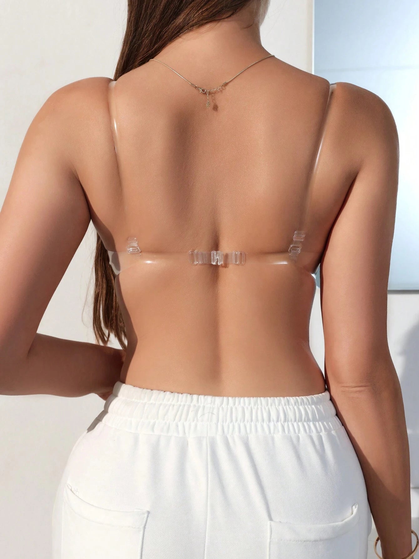 Women's Strapless Bra With Transparent Shoulder Straps