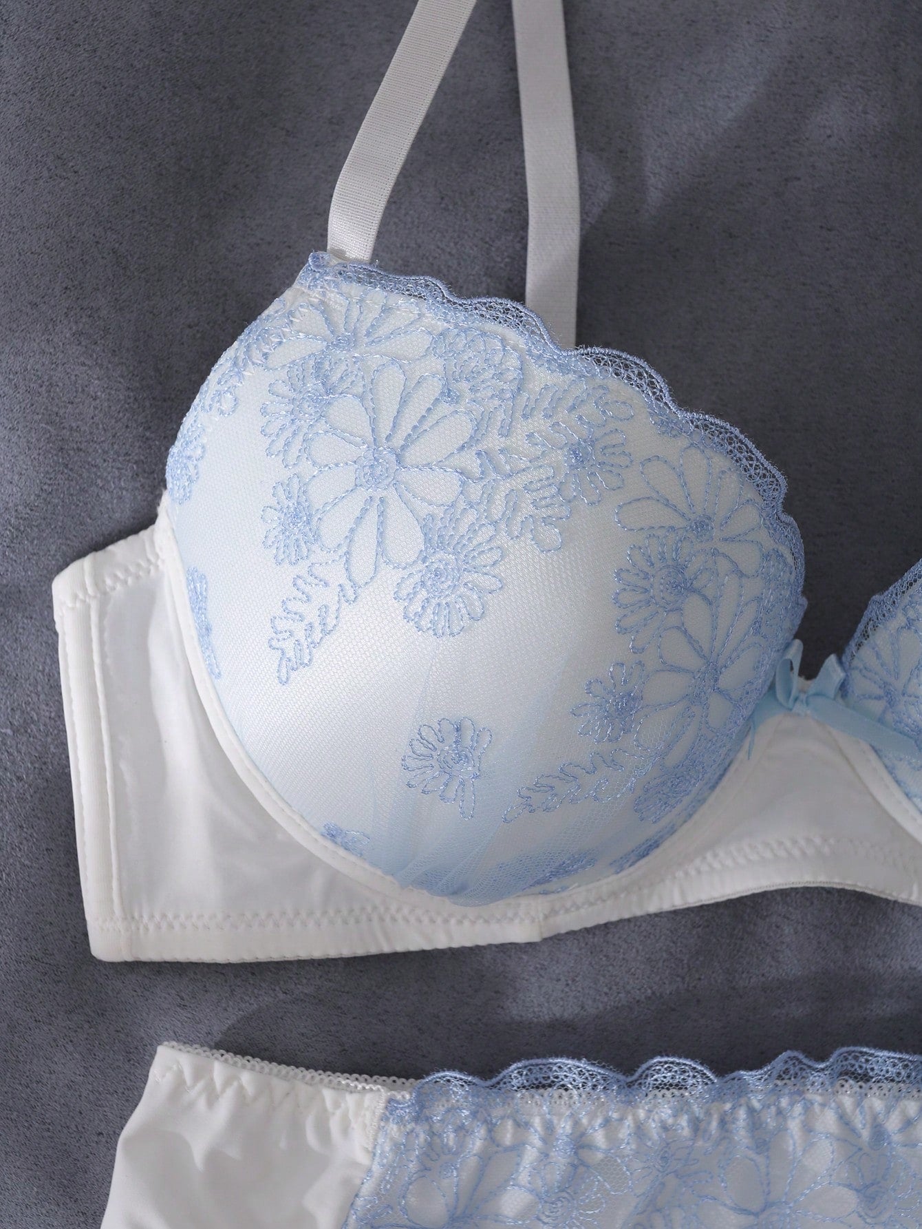 Floral Embroidery Bow Decoration Lingerie Bra And Panties Set