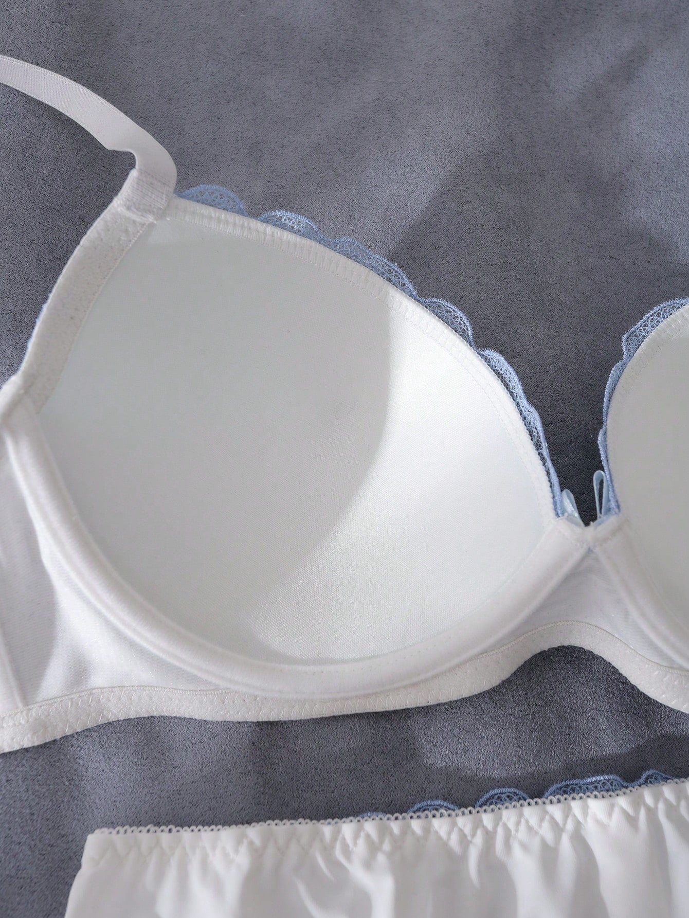 Floral Embroidery Bow Decoration Lingerie Bra And Panties Set