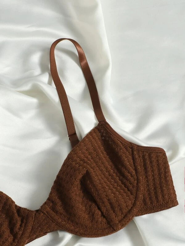 Solid Textured Underwire Lingerie Set