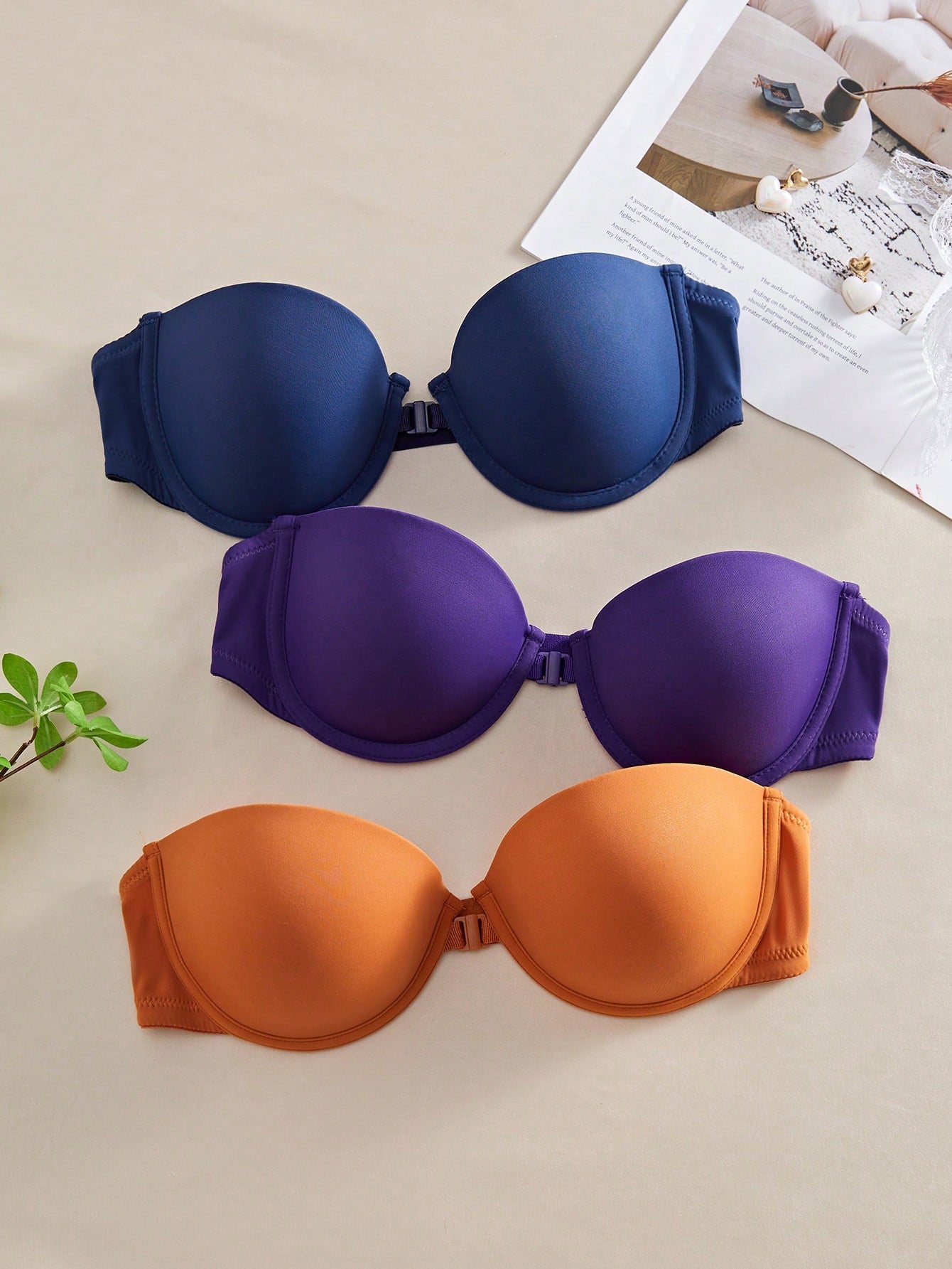 Basics 3pcs Minimalist Strapless Sexy Front Closure Bras Set