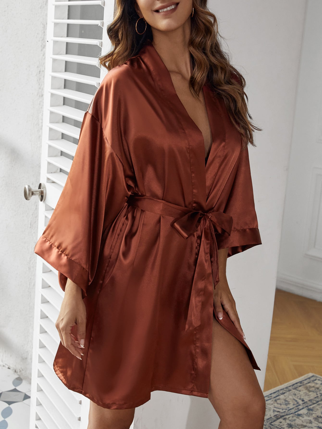 Lip Print Belted Satin Robe