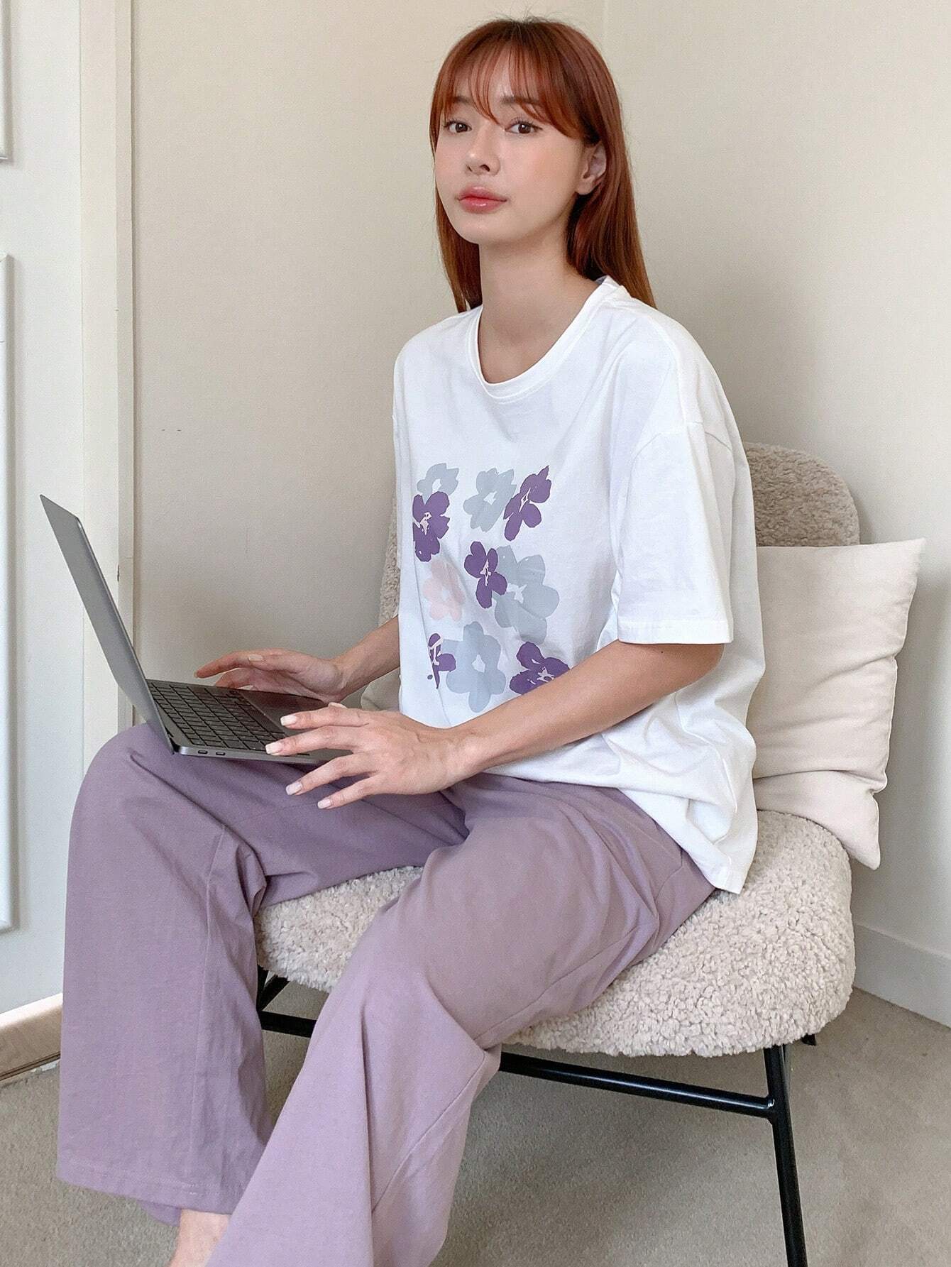 DAZY Floral Print Drop Shoulder Tee &amp; Pants Lounge Set