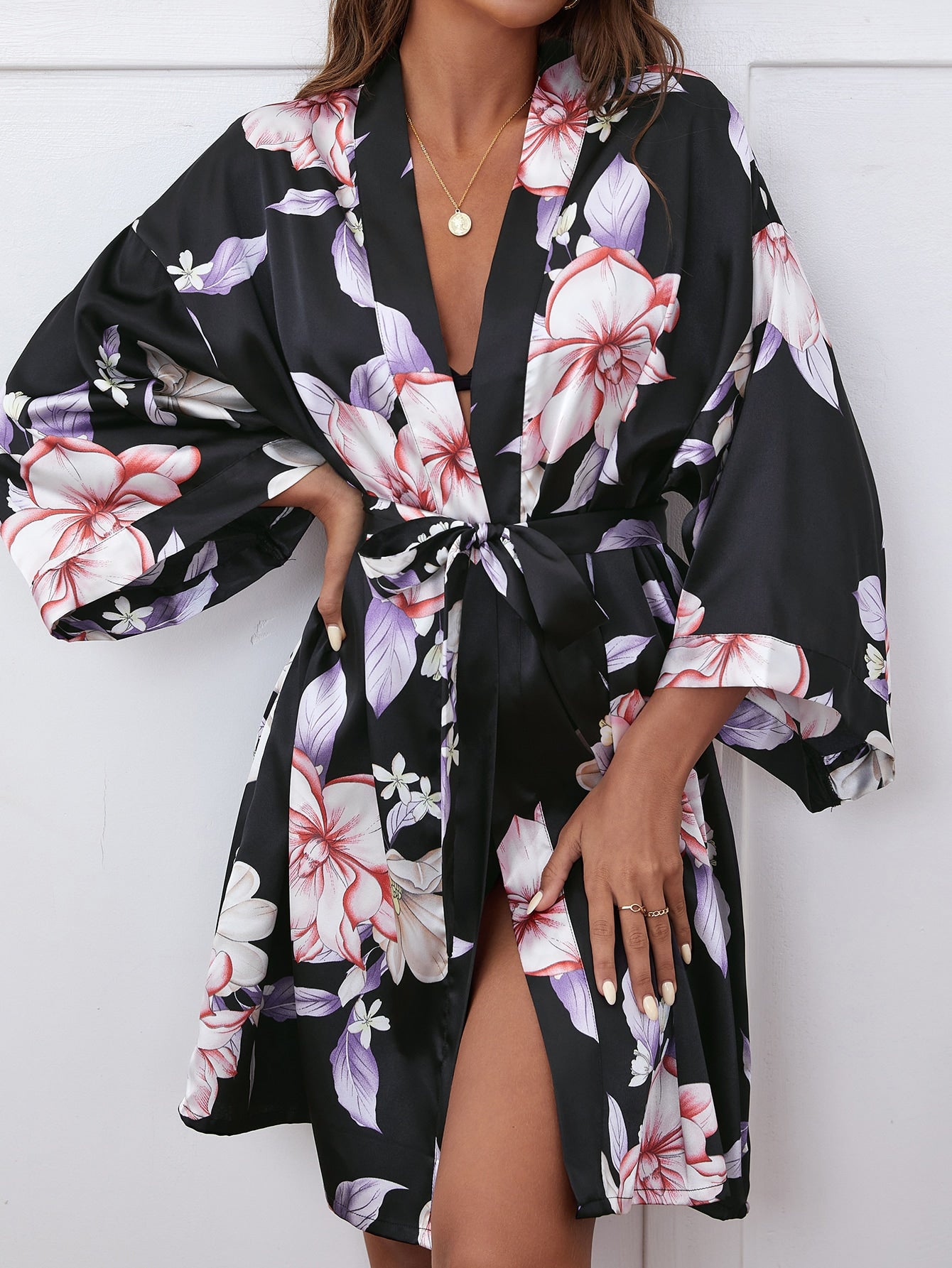 Lip Print Belted Satin Robe