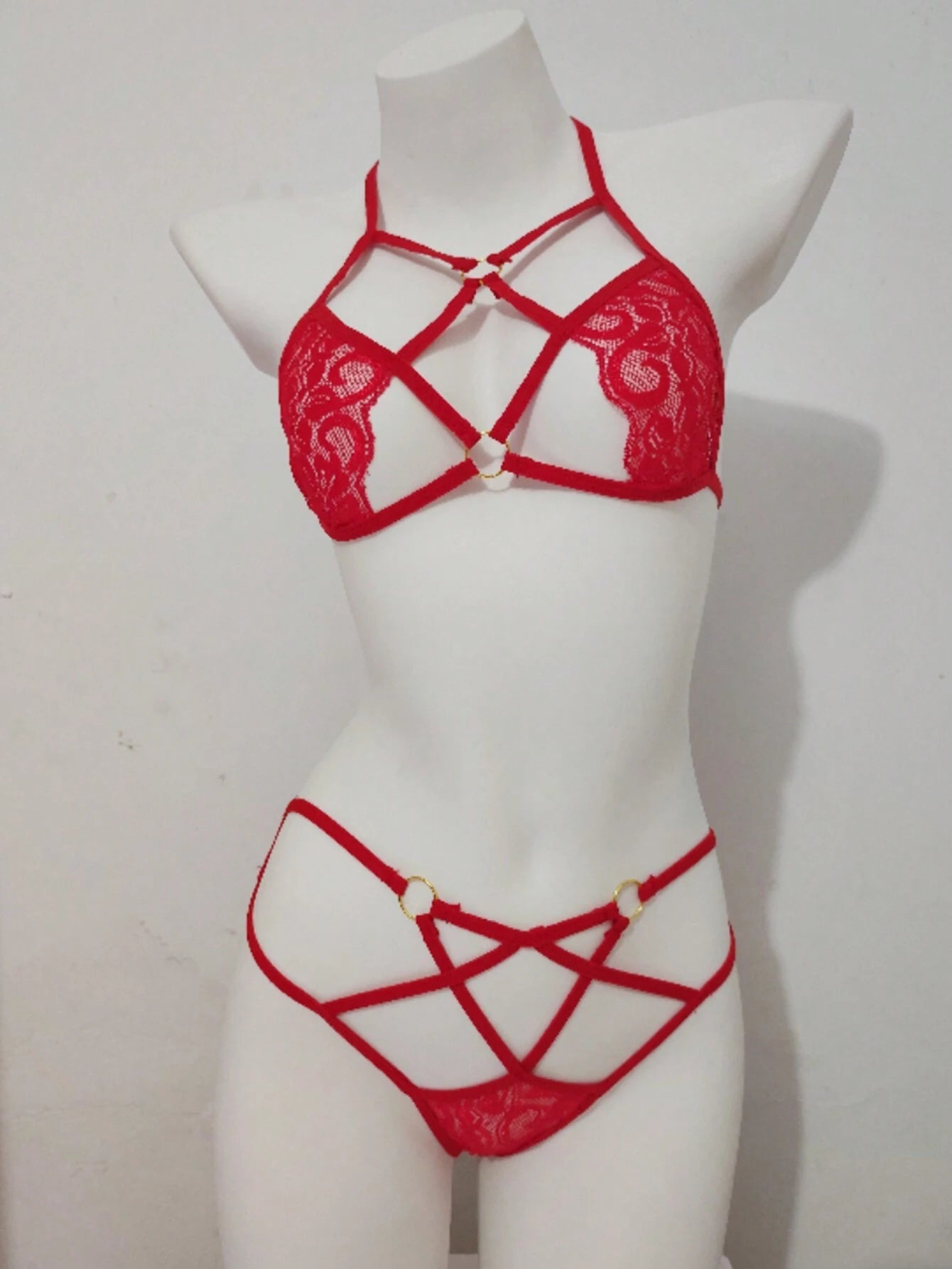 1set Women's Sexy Lingerie Strappy Design Deep V-Neck Lace Three-Piece Set