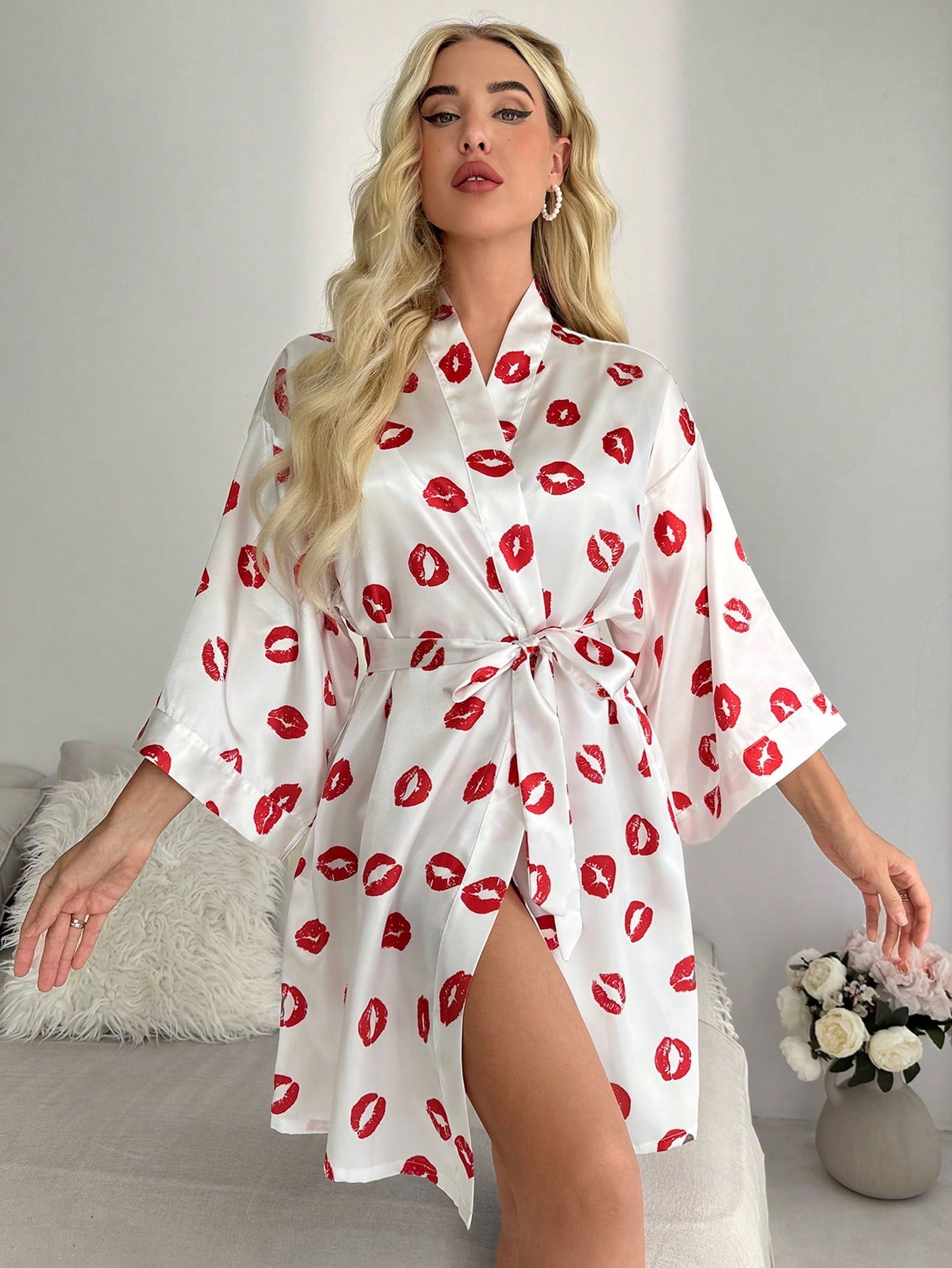 Lip Print Belted Satin Robe