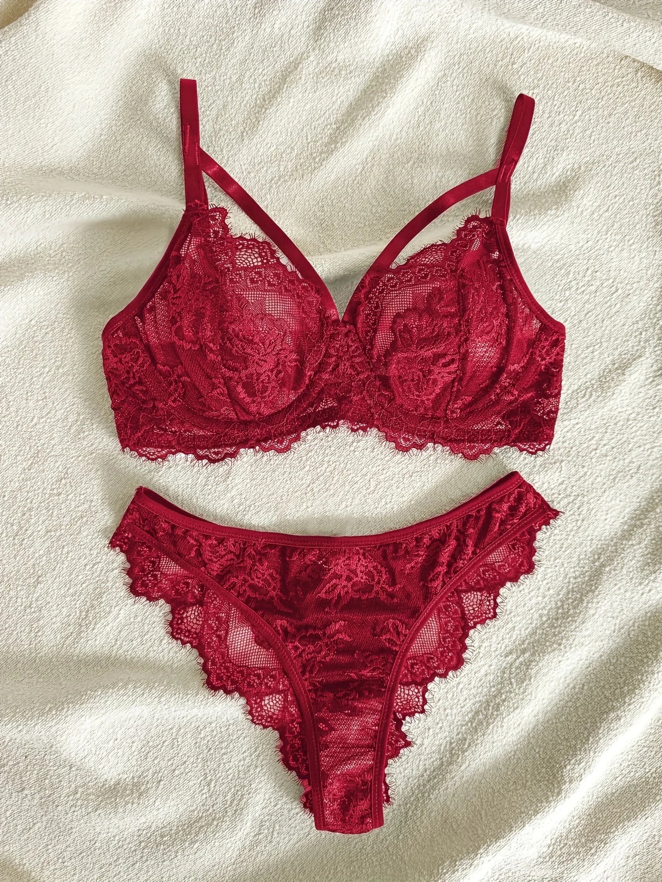 Women eyelash lace strapping underwire bra & eyelash lace brazilian Burgundy