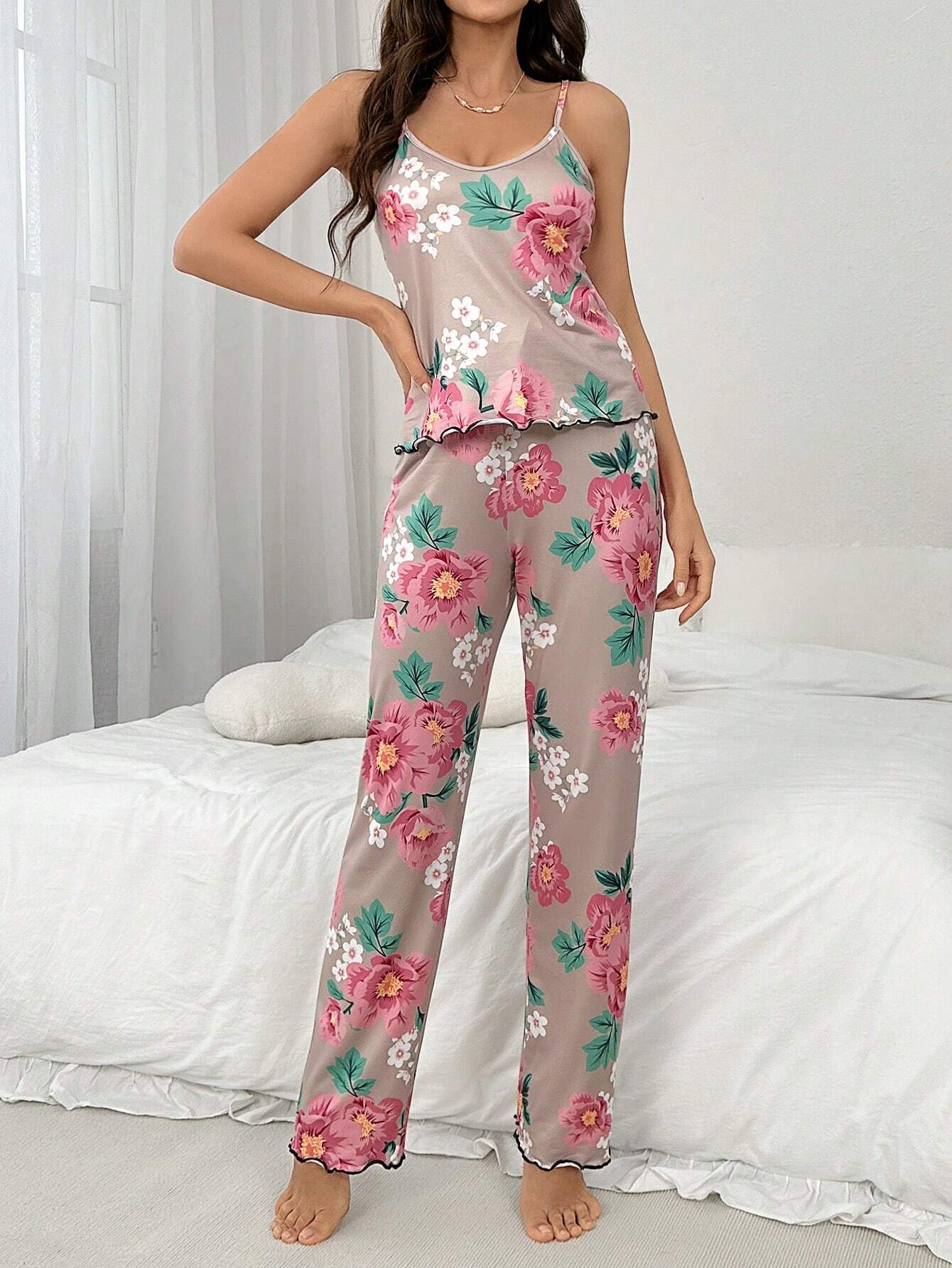Floral Printed Cami &amp; Long Pants Pajama Set