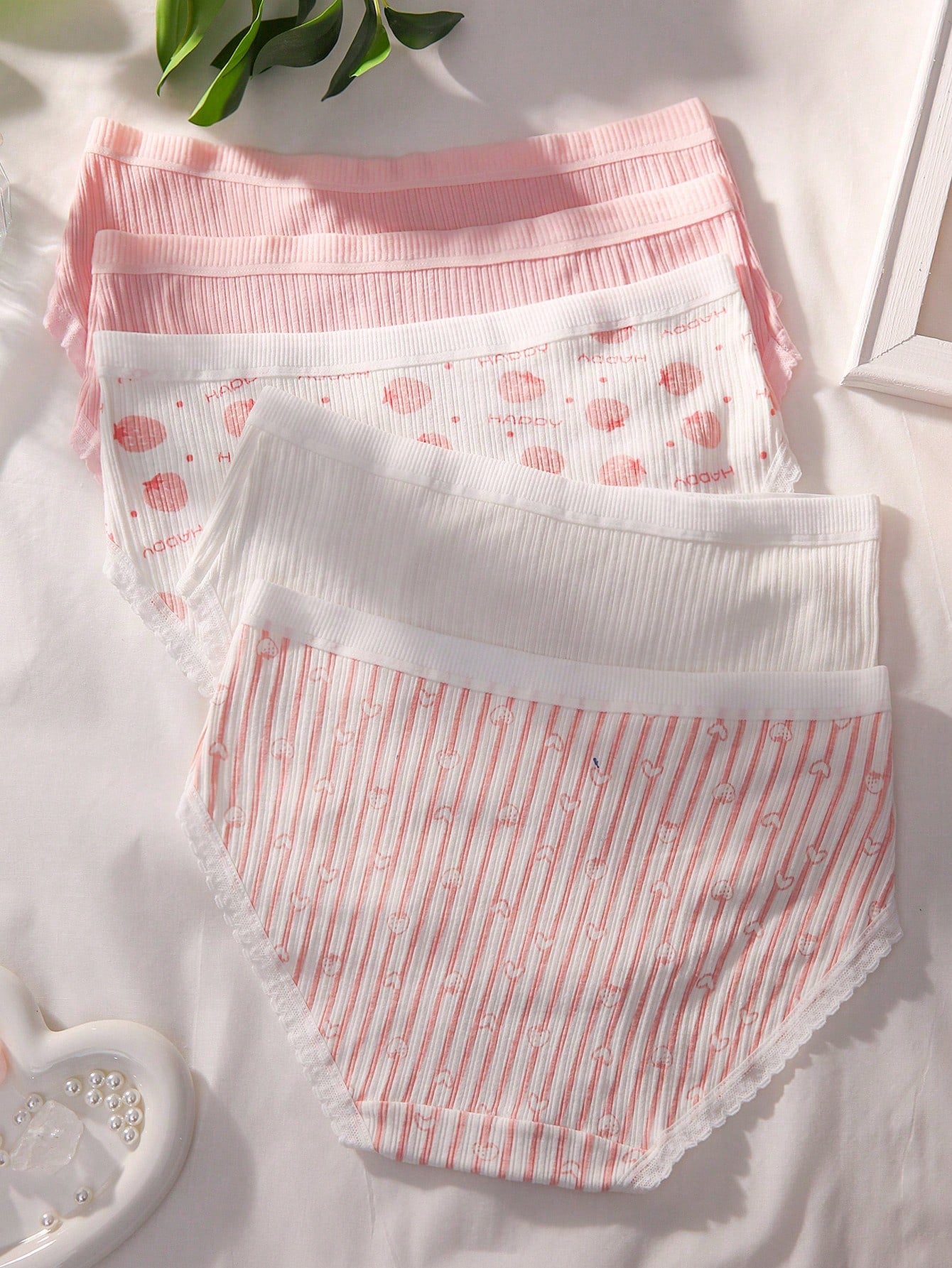 5pack Cartoon Graphic Lace Trim Panty