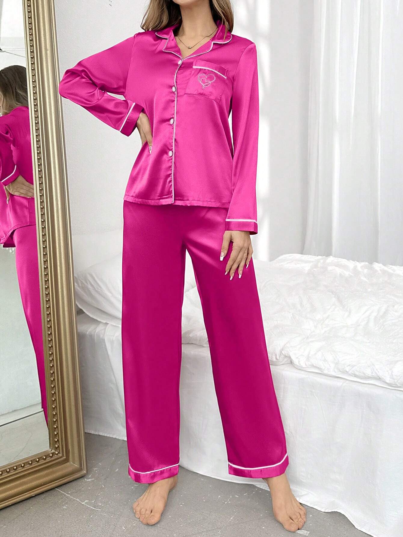 Women's Contrast Color Edged Collar Button-Front Pajamas Set