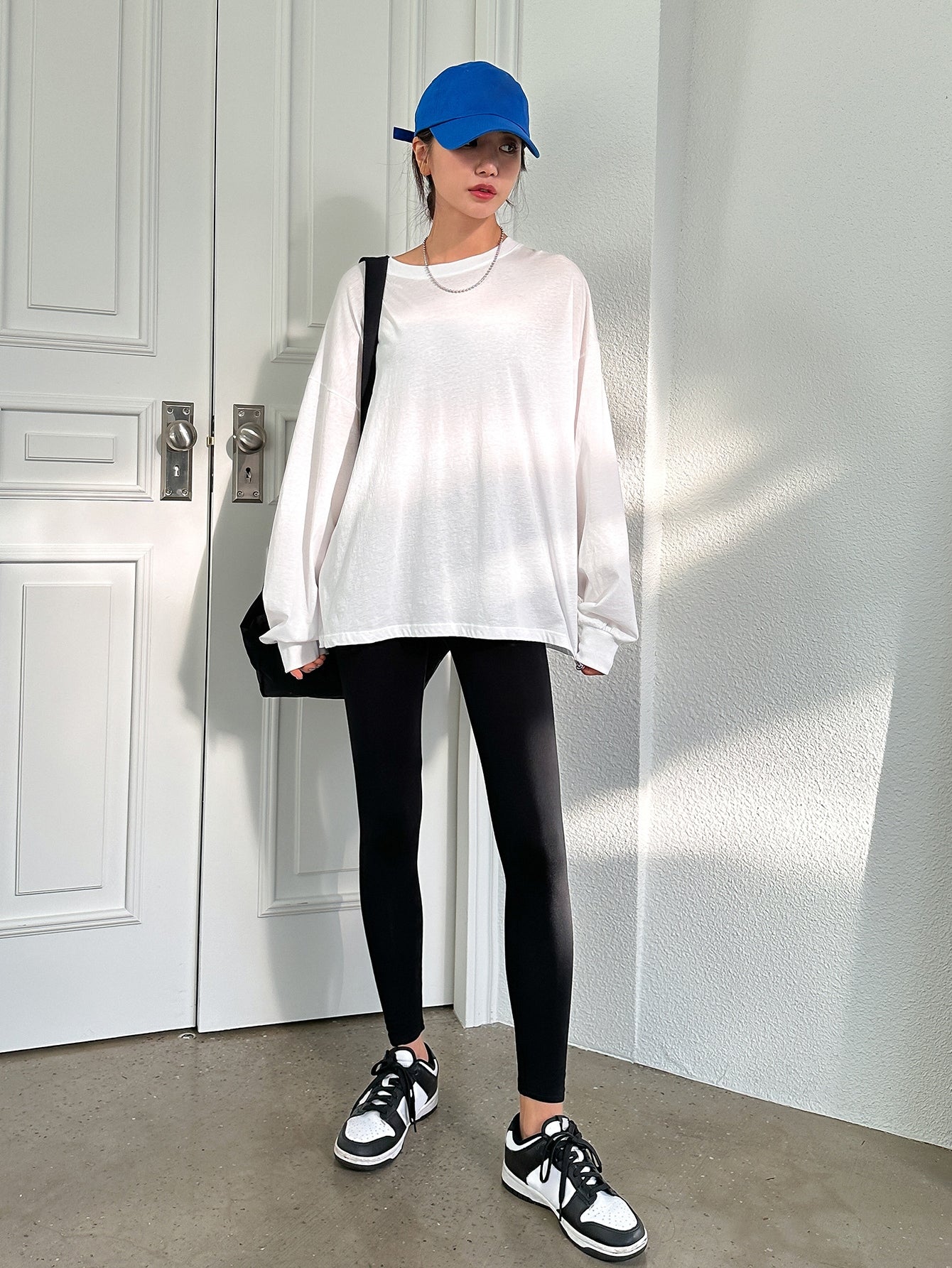 DAZY Solid Elastic Waist Leggings