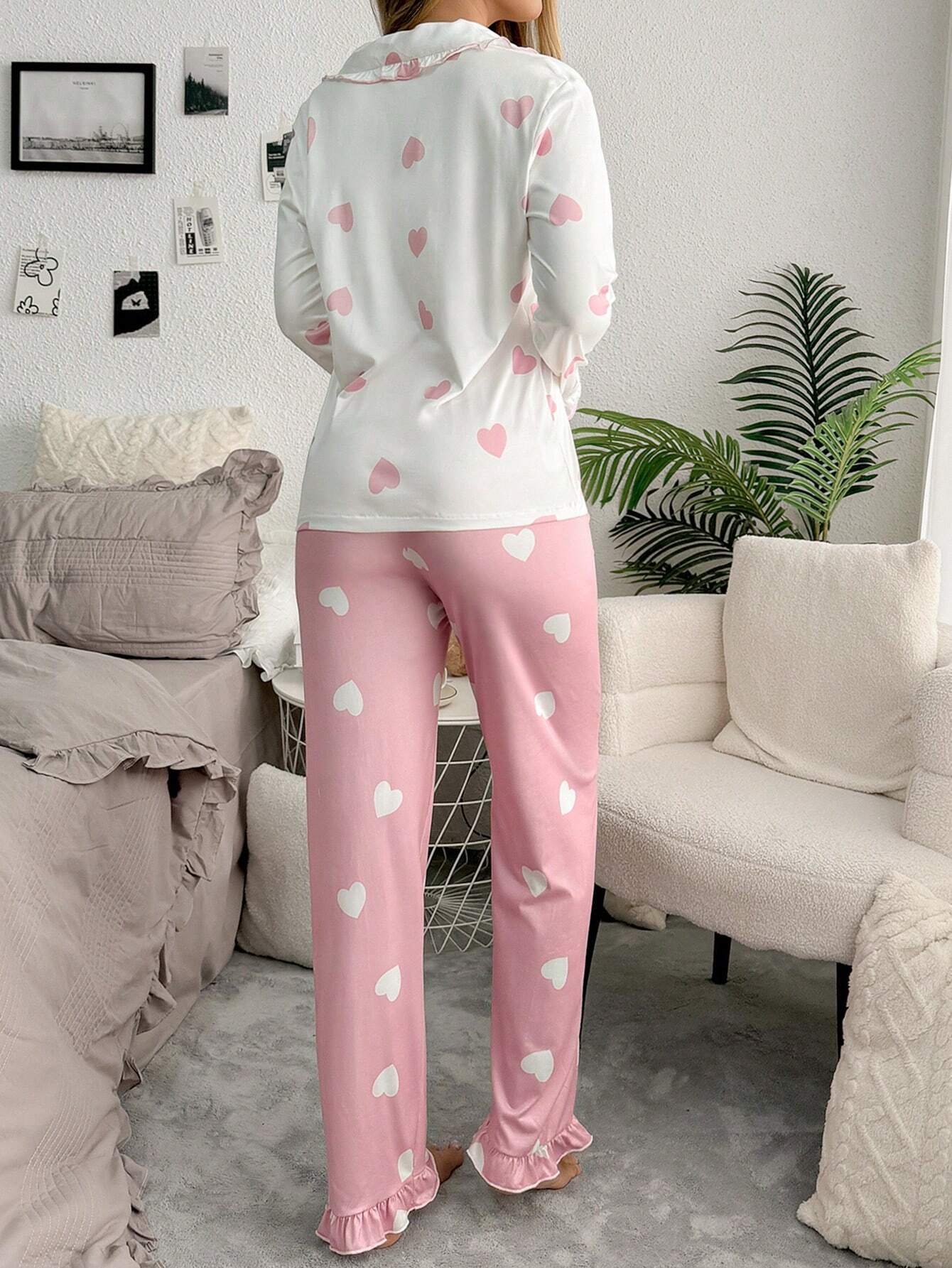 SweetSlumber Heart Collar Contrast Color Women Pajama Set