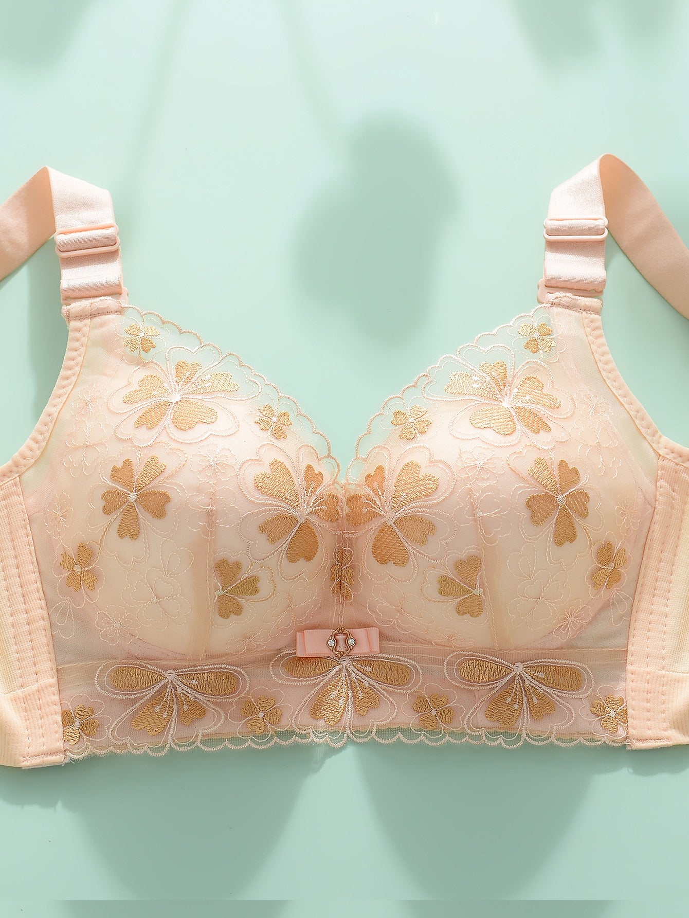 New Women's Underwear Thickened Push-up Embroidery Bra, No Steel Ring Design &amp; Side Gathering, Anti-sagging &amp; Adjustable, Sexy