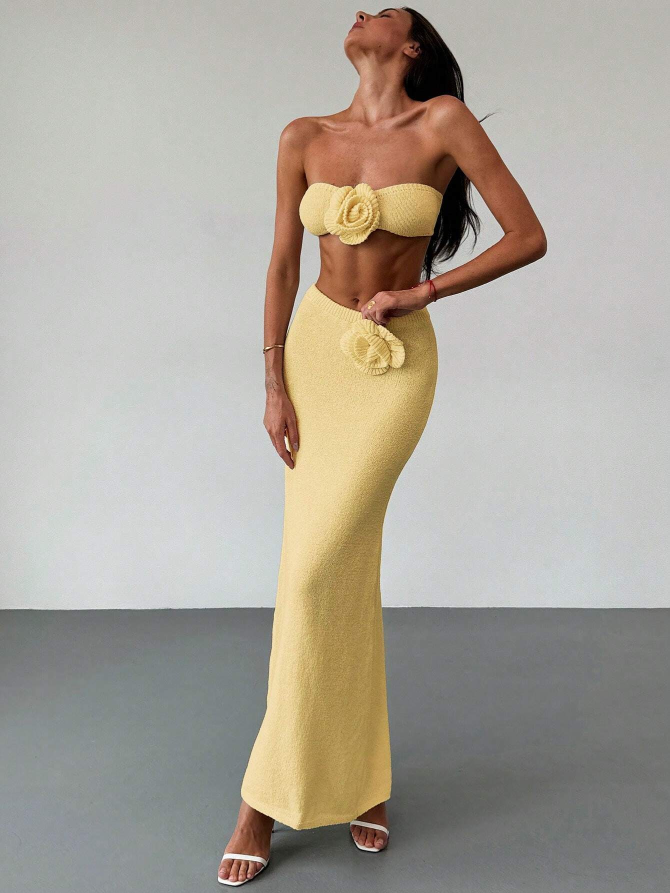 Aloruh 2pcs Women's Apricot Romantic Vacation Off-Shoulder Floral Tube Top And Floral Skirt Set Yellow