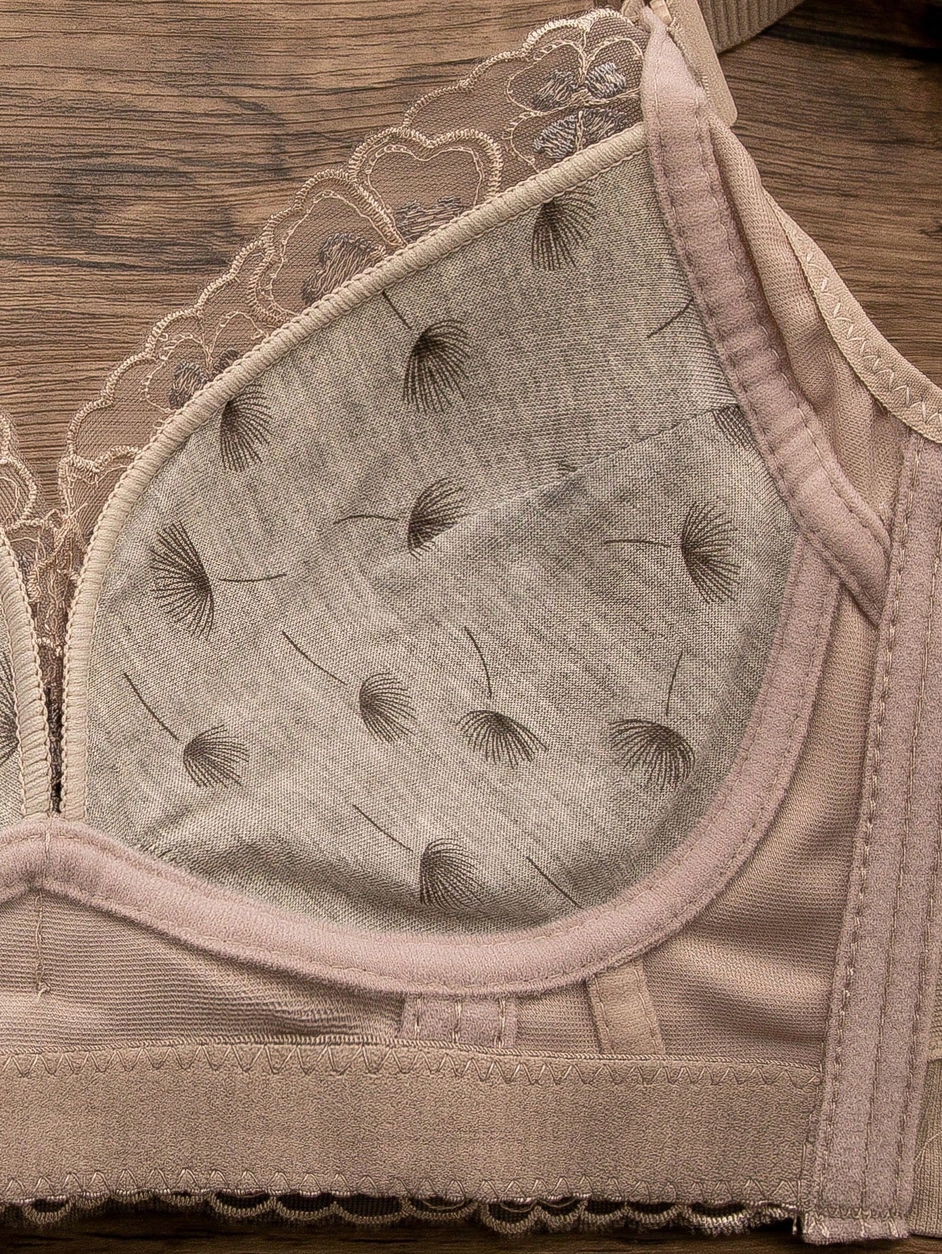 New Women's Underwear Thickened Push-up Embroidery Bra, No Steel Ring Design &amp; Side Gathering, Anti-sagging &amp; Adjustable, Sexy