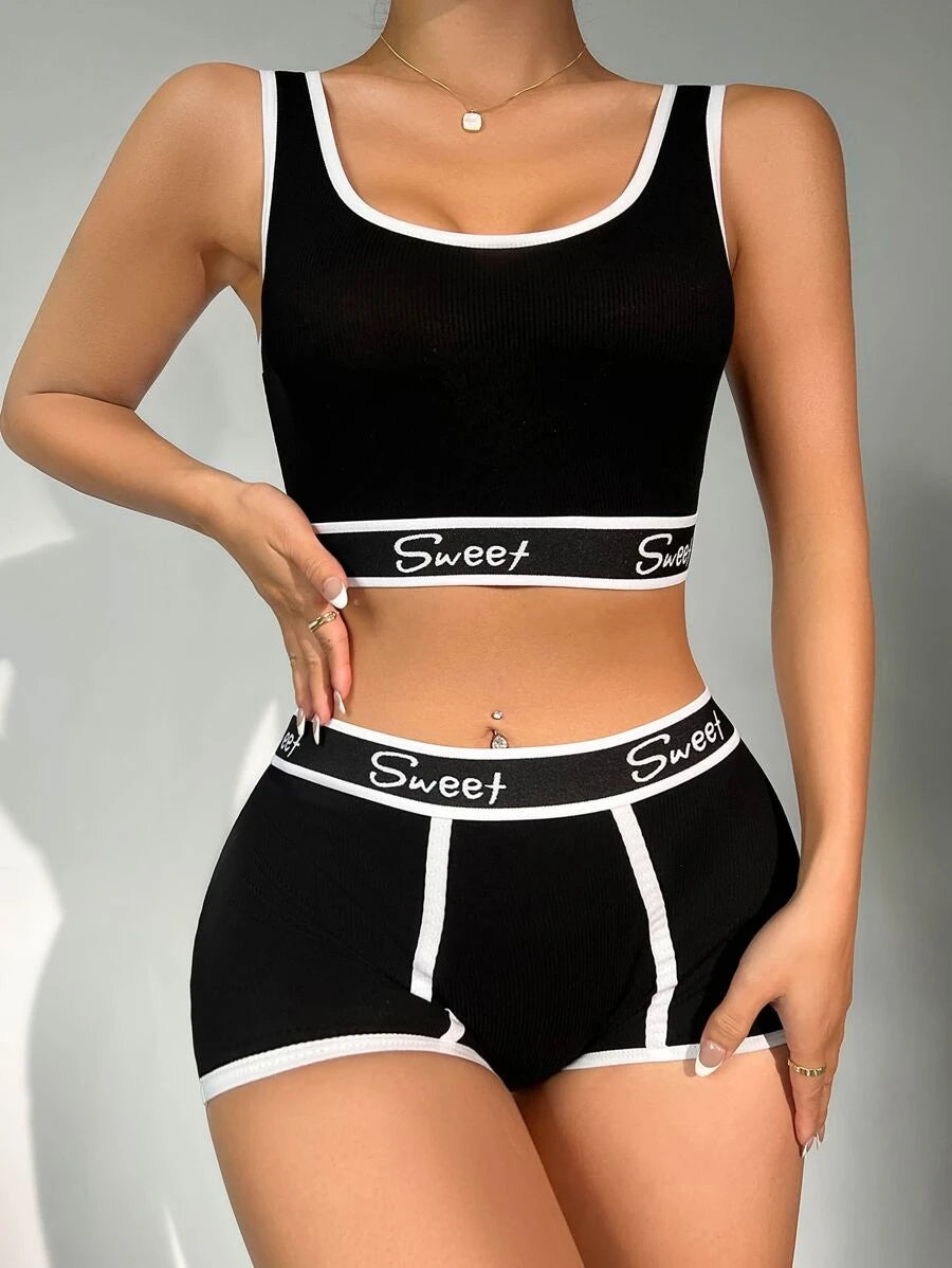 Letter Graphic Contrast Binding Lingerie Set