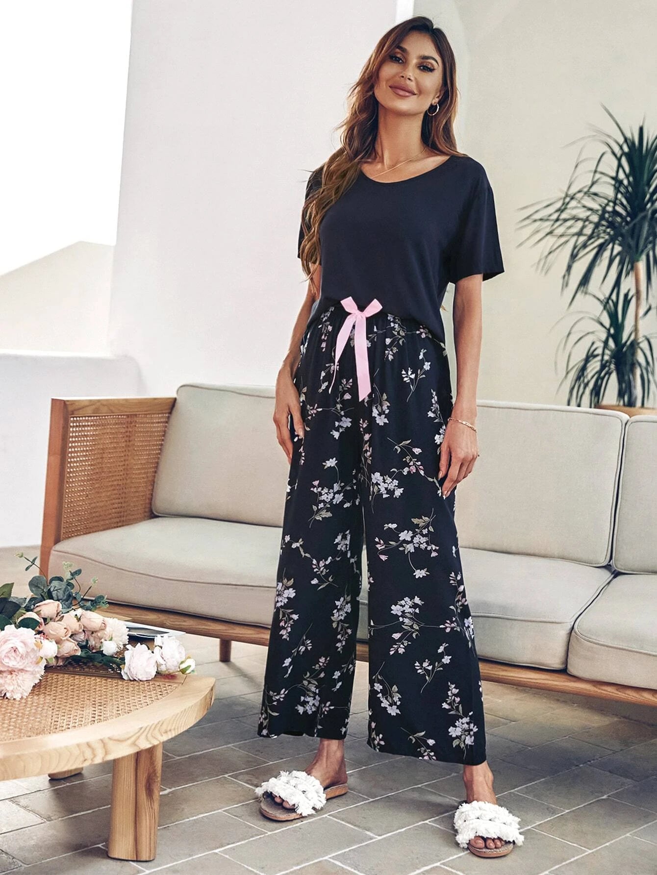 Solid Tee &amp; Floral Print Bow Front Pants PJ Set