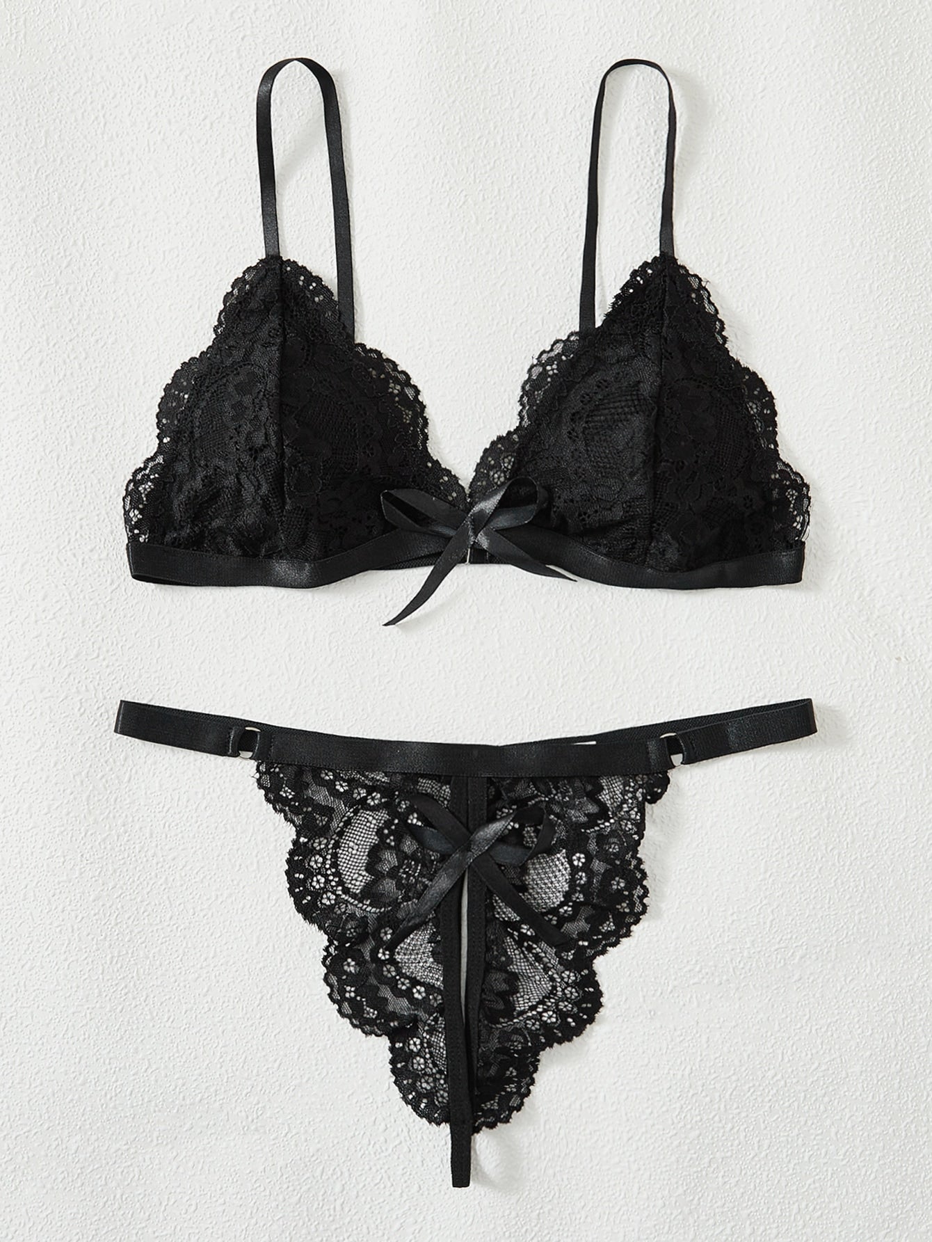 Lace Scallop Trim Lingerie Set
