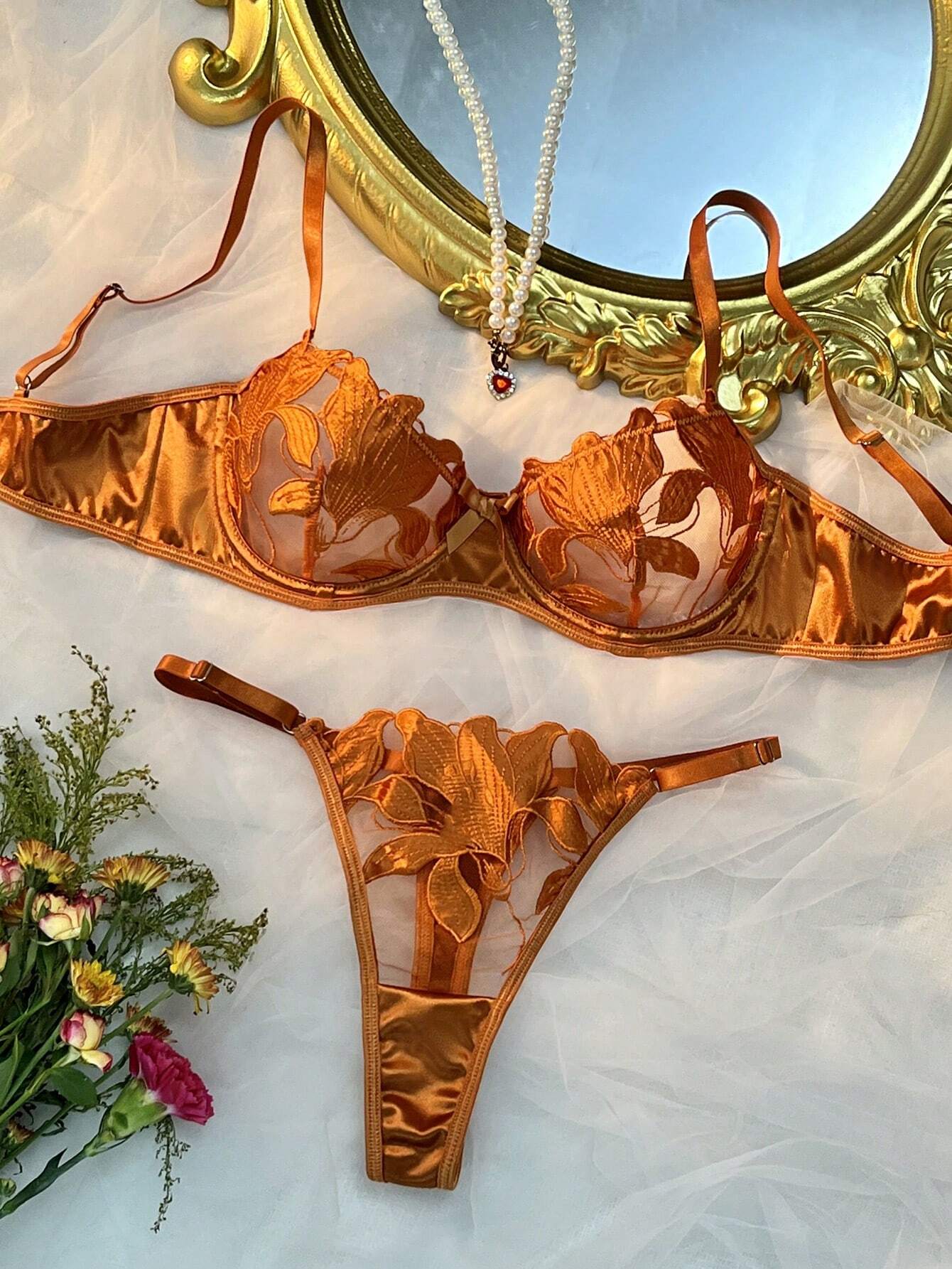 Women's Embroidered Mesh Contrast Sexy Lingerie Set Gold