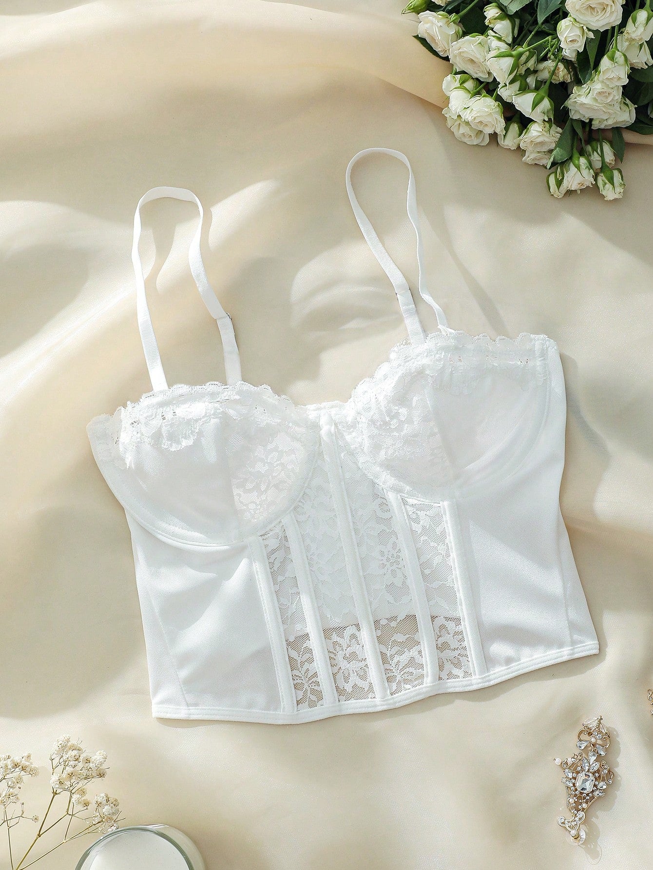 Contrast Lace Underwire Bra S Beige