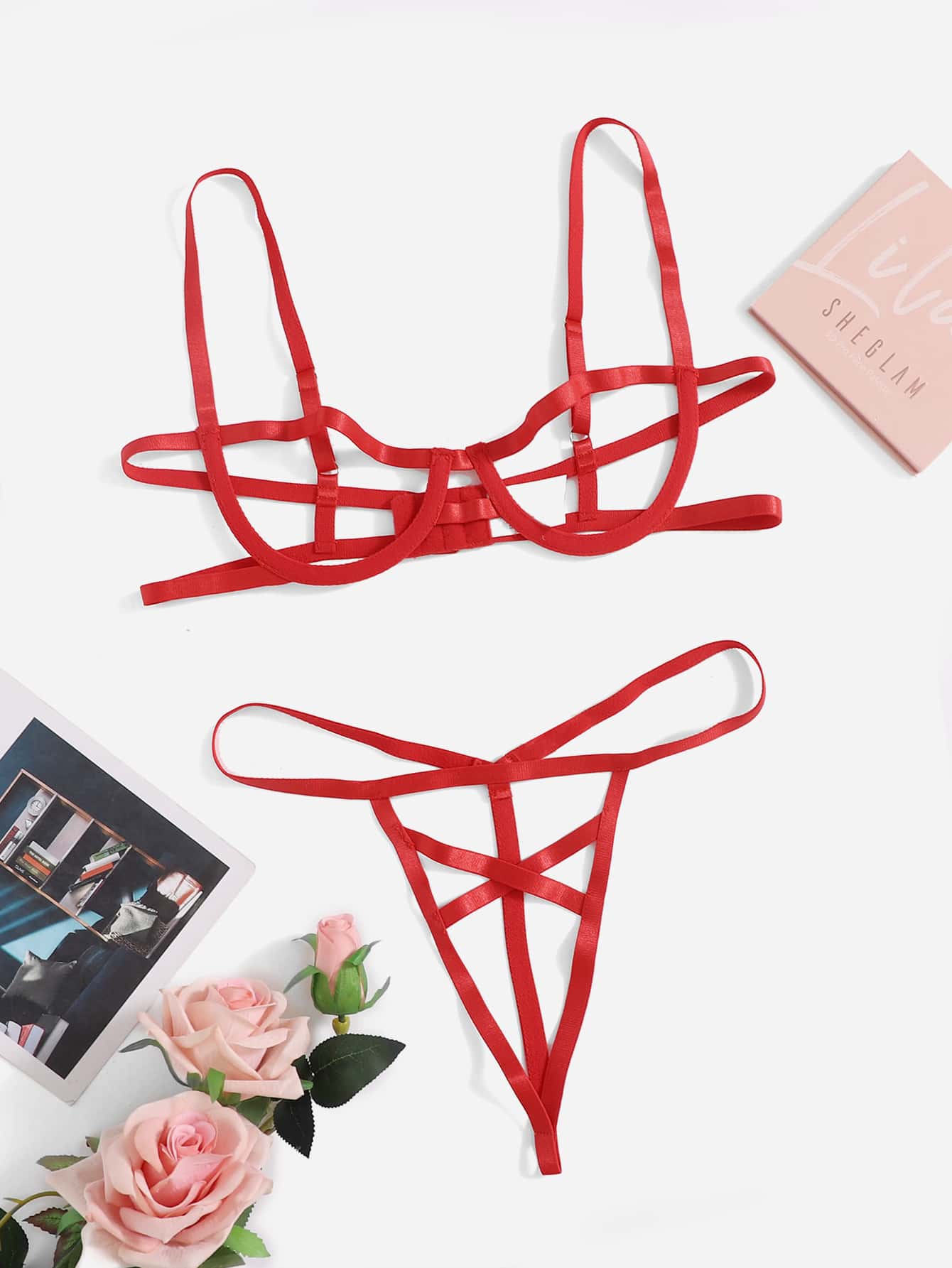 Cut-out Underwire Lingerie Set