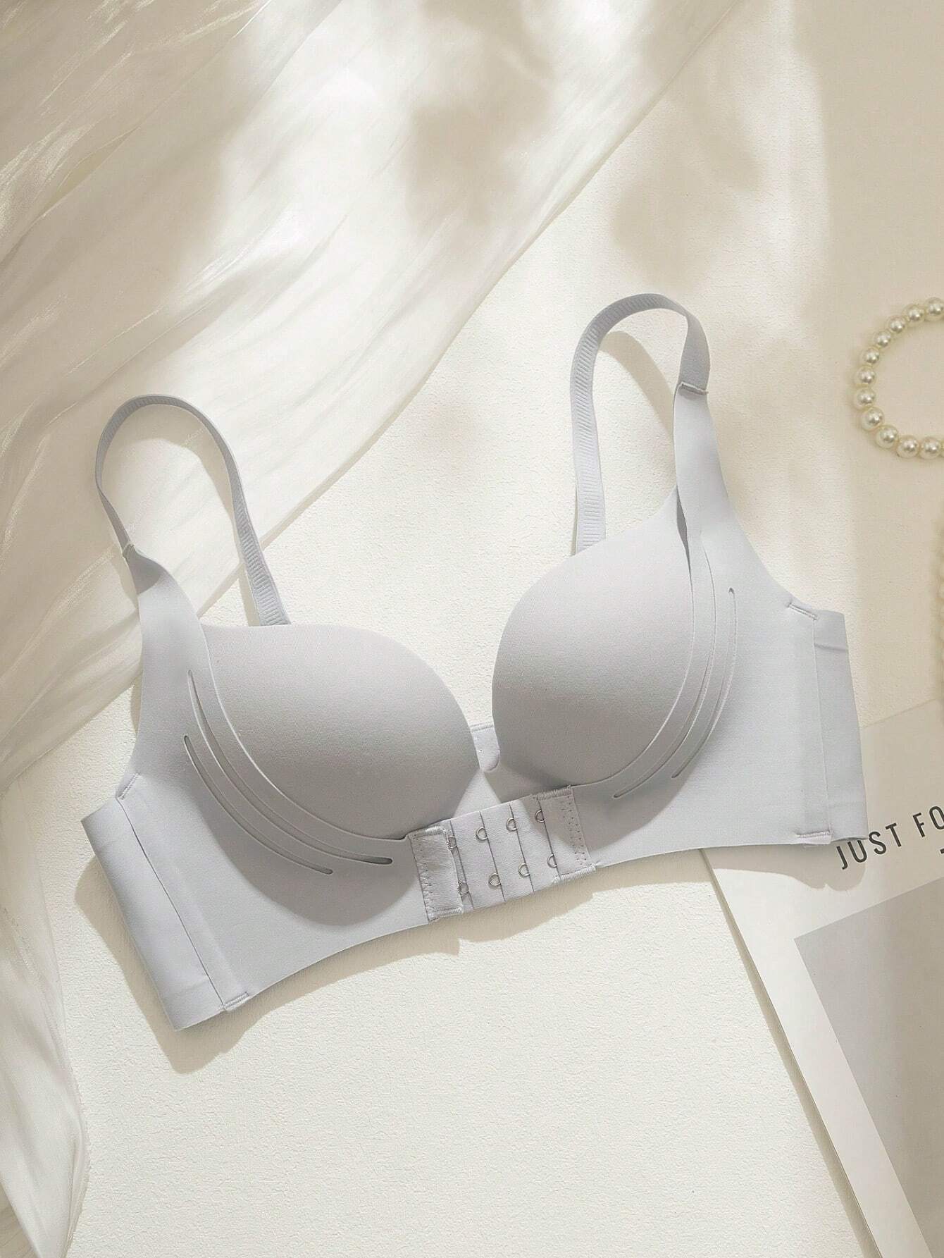 Women's White Padded Underwire Bra - Enhances Cleavage For Small Bust