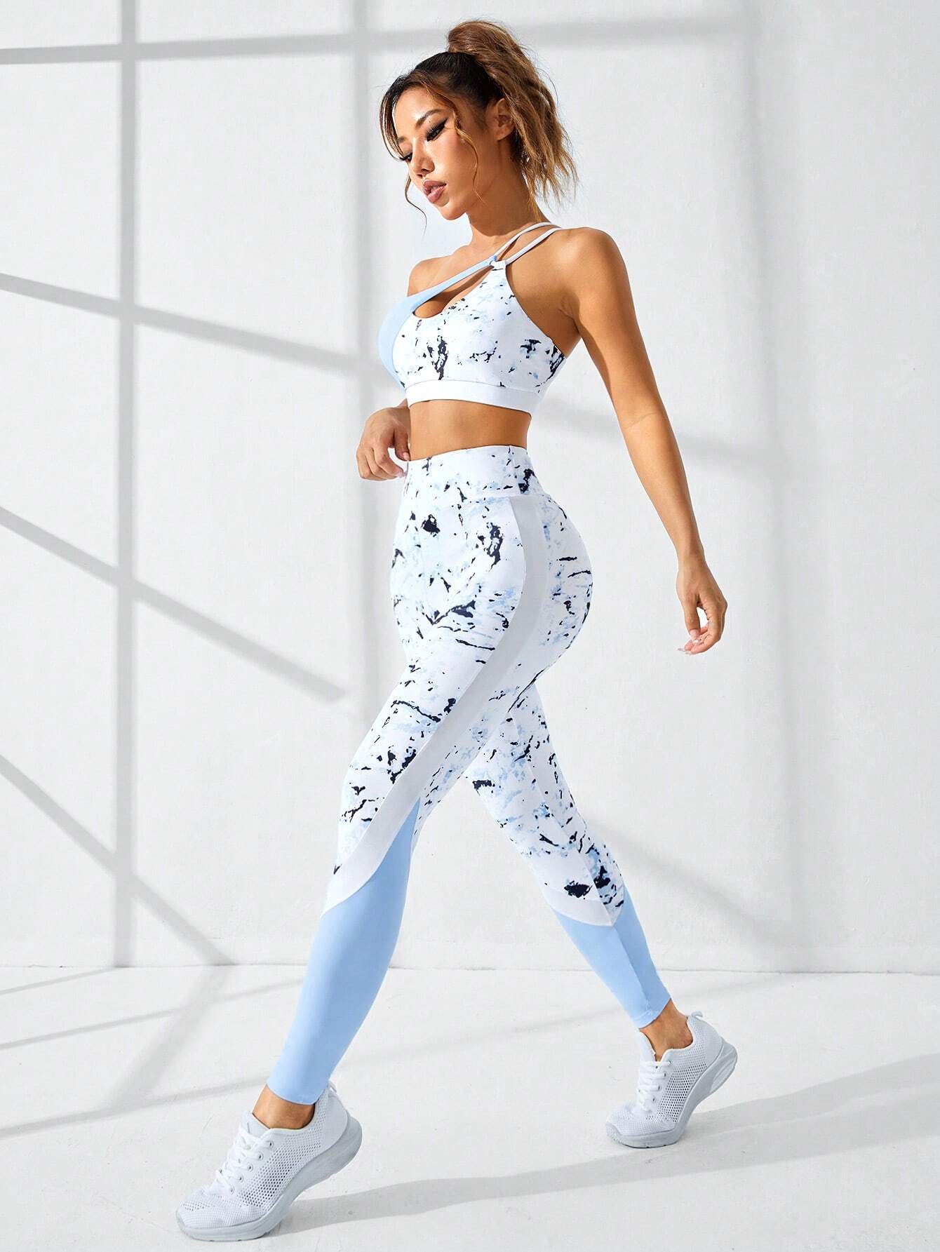 Yoga Trendy Letter Graphic Sports Set Workout Set