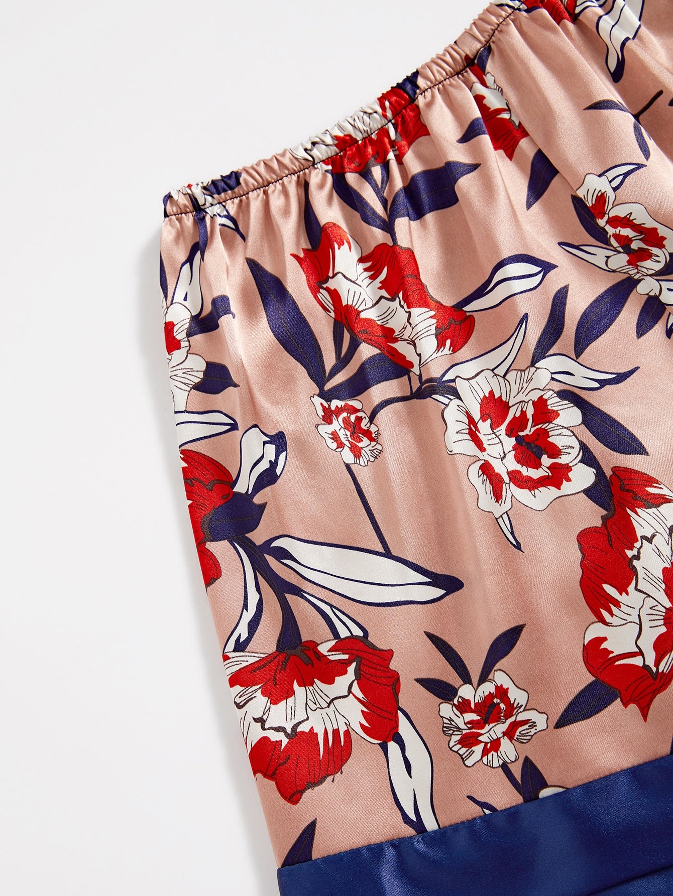 5pcs Floral Print Belted Satin Robe &amp; Cami Top &amp; Night Dress &amp; Pants &amp; Shorts