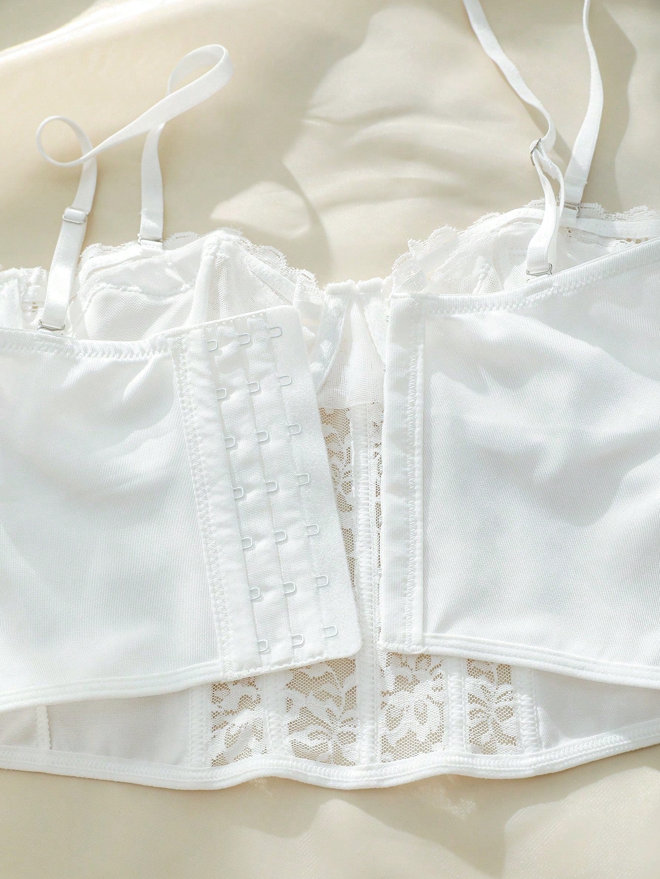 Contrast Lace Underwire Bra