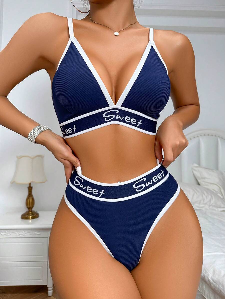 Letter Graphic Contrast Binding Lingerie Set