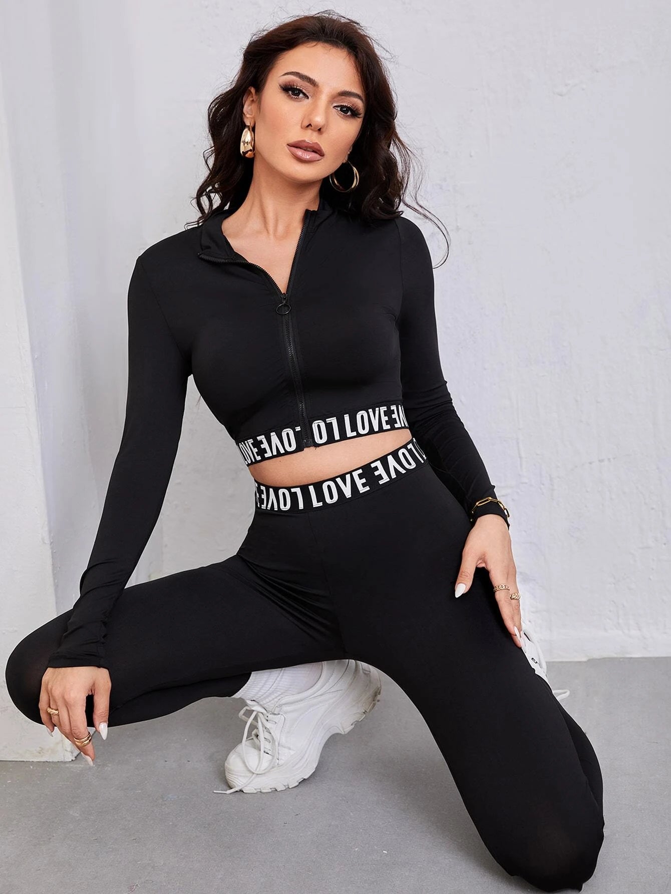 Mulvari Letter Graphic Crop Jacket &amp; Leggings