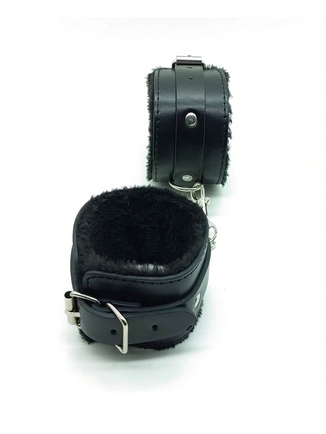 1pair Women Buckle Decor Plush Lined Fashion Costume