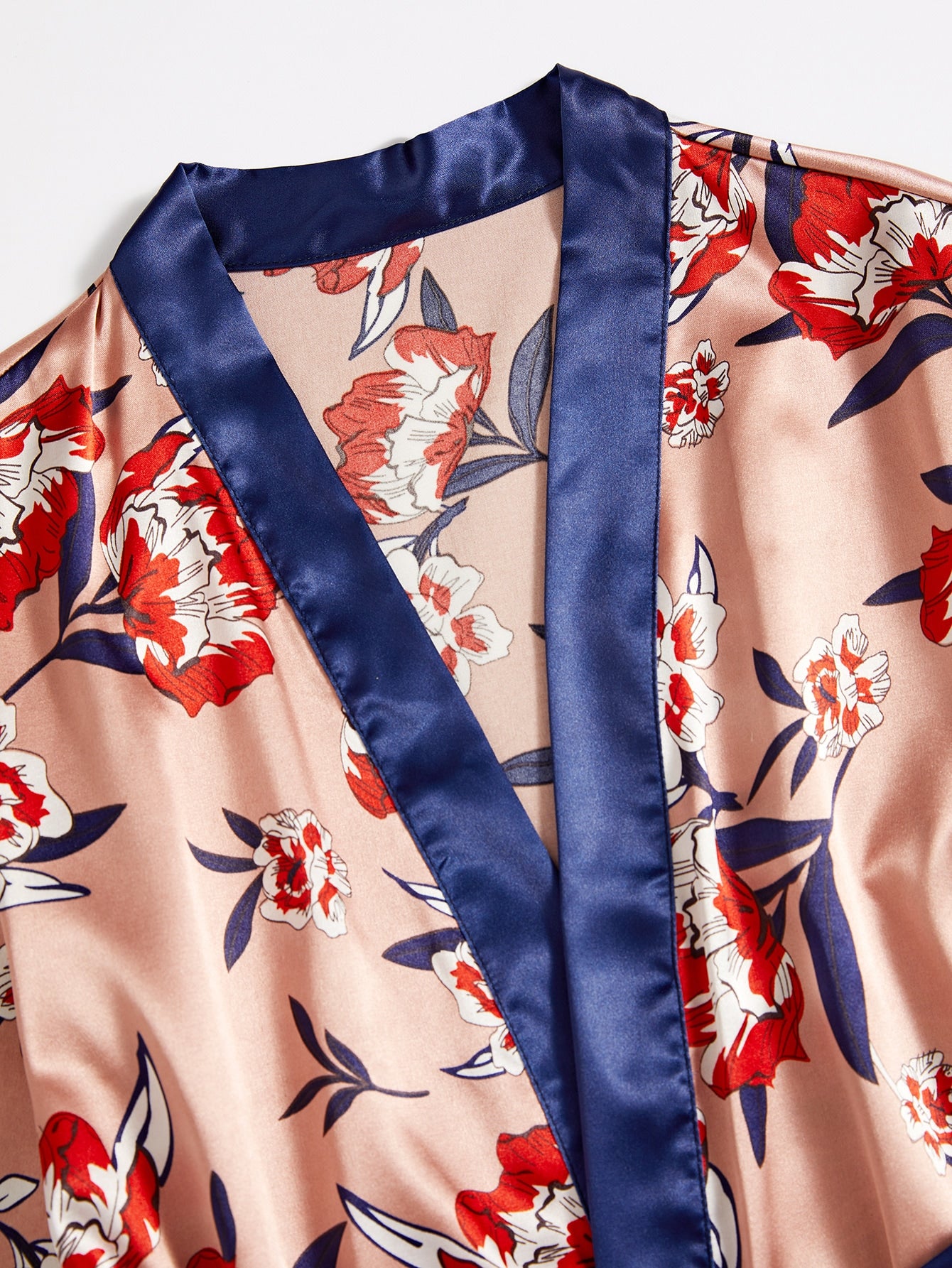 5pcs Floral Print Belted Satin Robe &amp; Cami Top &amp; Night Dress &amp; Pants &amp; Shorts