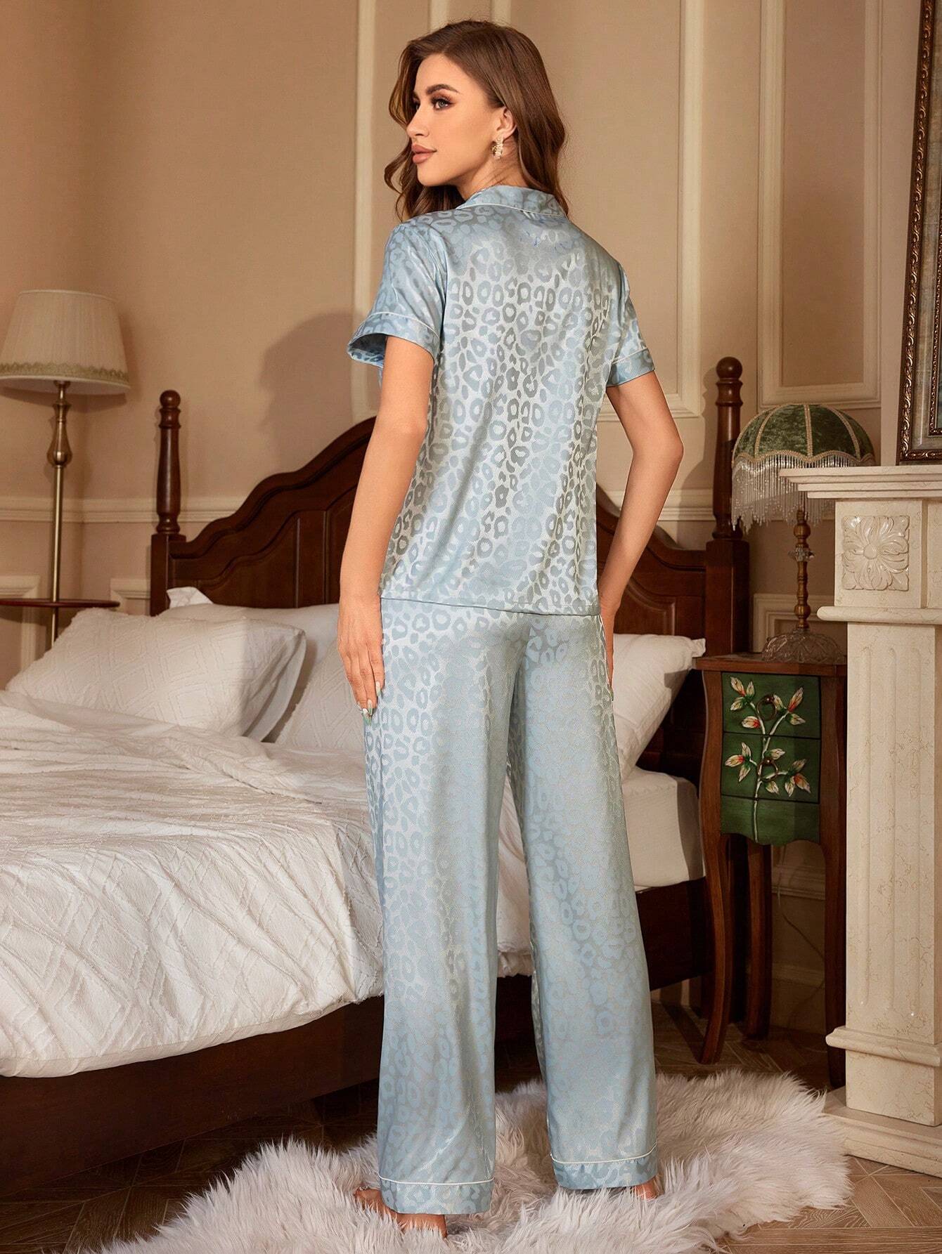 Color Block Leopard Print Jacquard Satin Pyjama Set With Rolled Hem